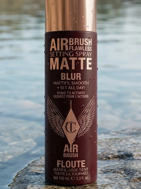 Charlotte Tilbury Airbrush Flawless Matte — инновационный спрей для фиксации макияжа - 