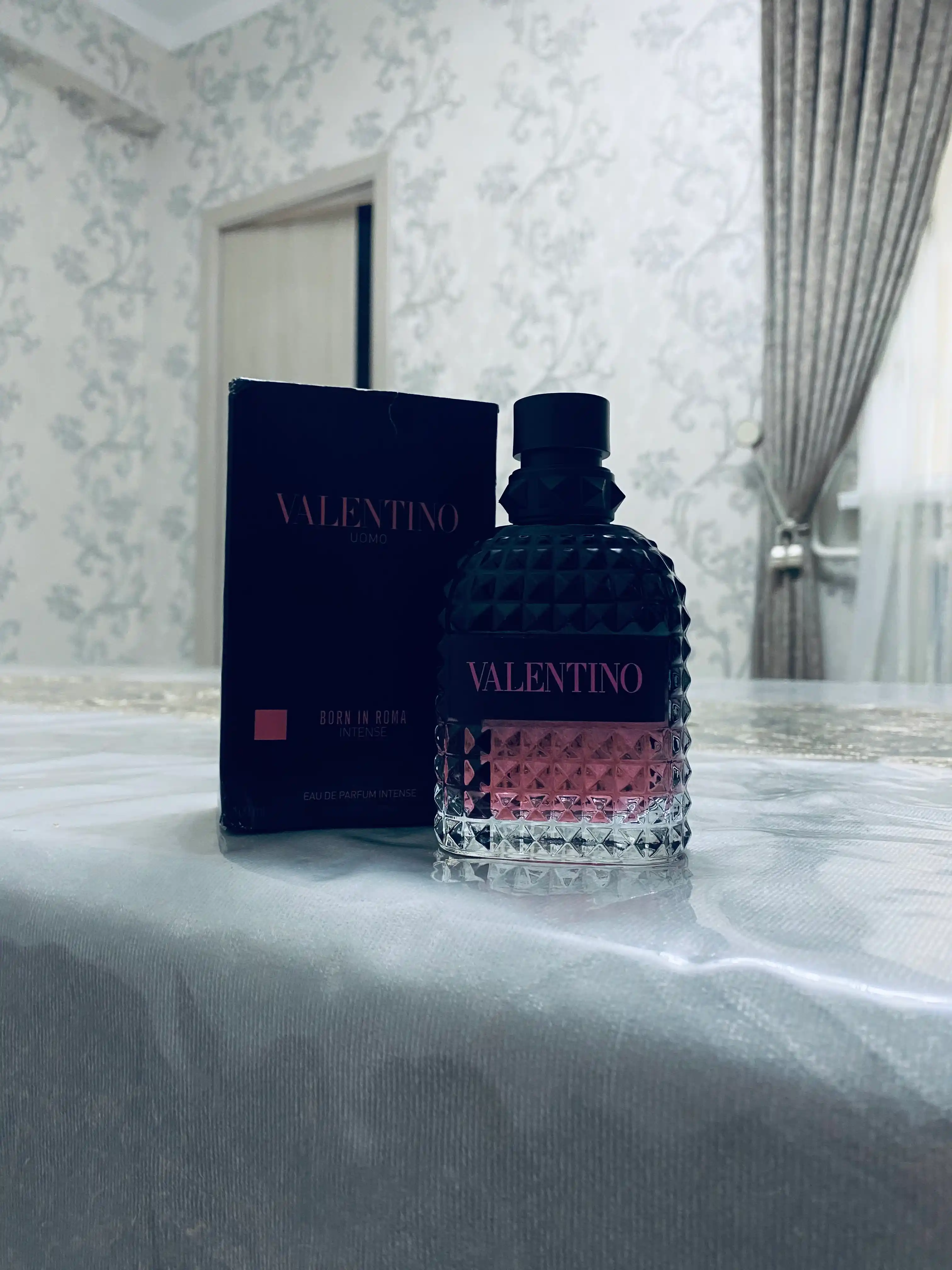 Parfyumlangan suv Valentino Uomo Born In Roma Coral Fantasy, 100 ml