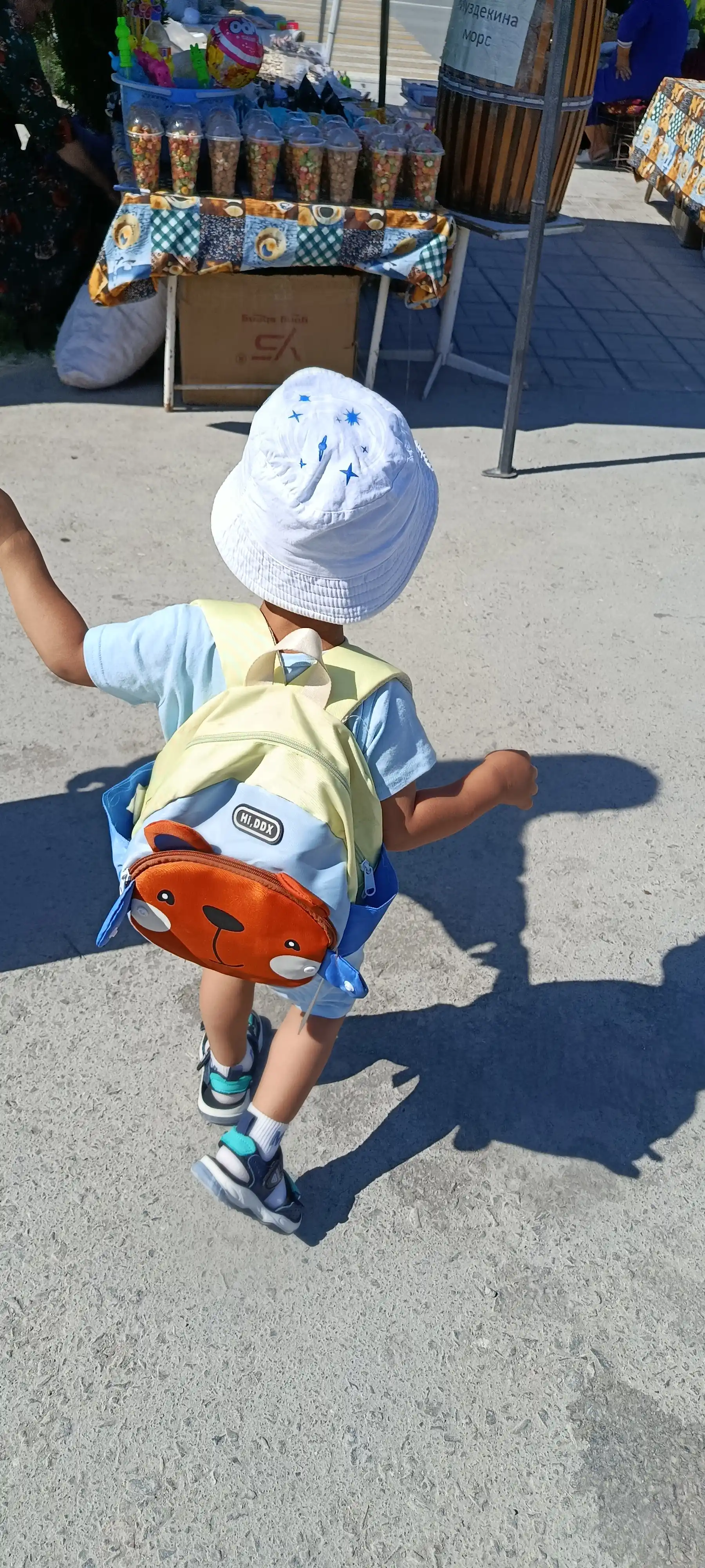 O‘g‘il bolalar uchun charm sandallar Sovyonok, lipuchkali, yengil gel taglikli