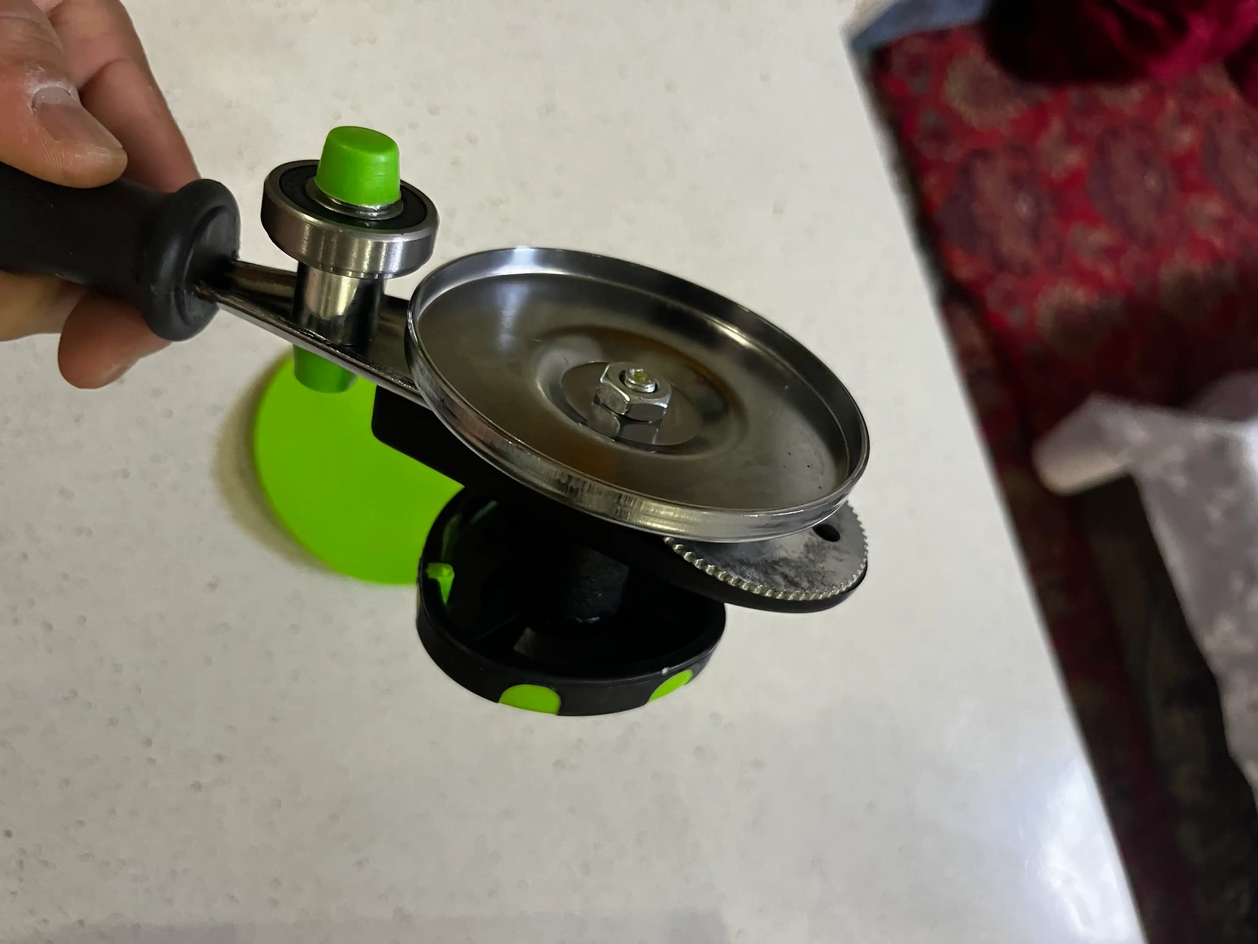 Автомат закаточный машинка для консервирования