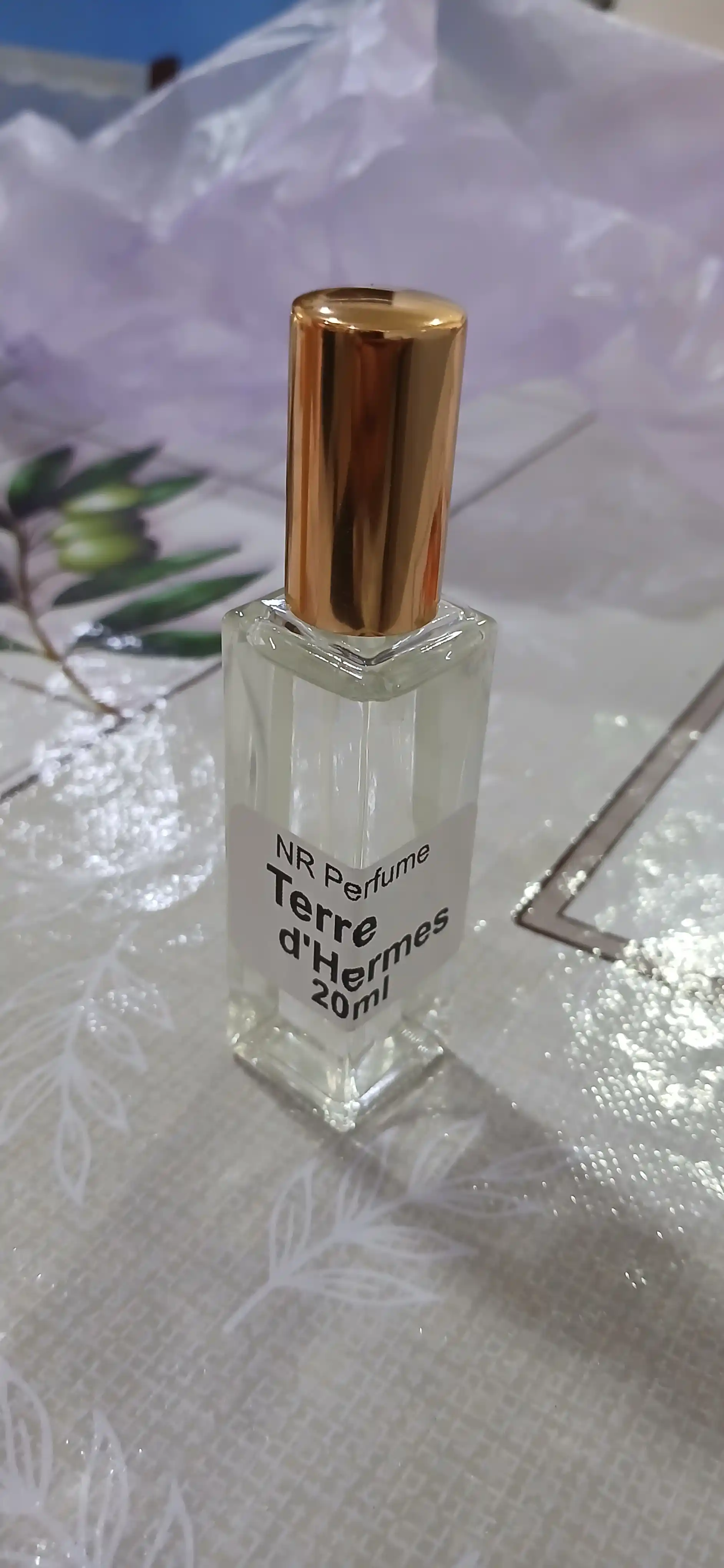 Atir Terre d'Hermes Parfum Hermès erkaklar uchun, Fransiya