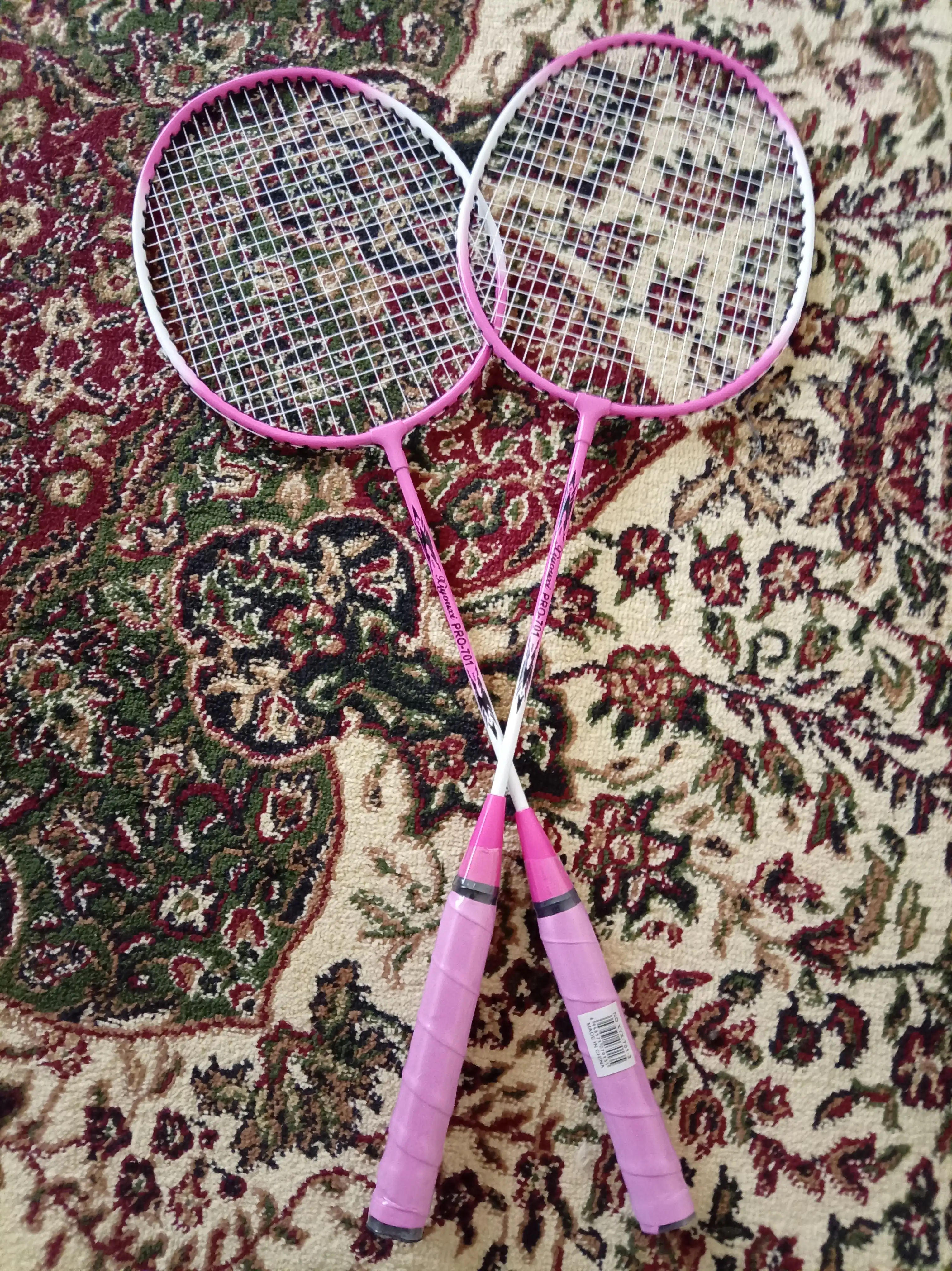 Набор для бадминтона Yonex (2 ракетки + воланы + чехлы)
