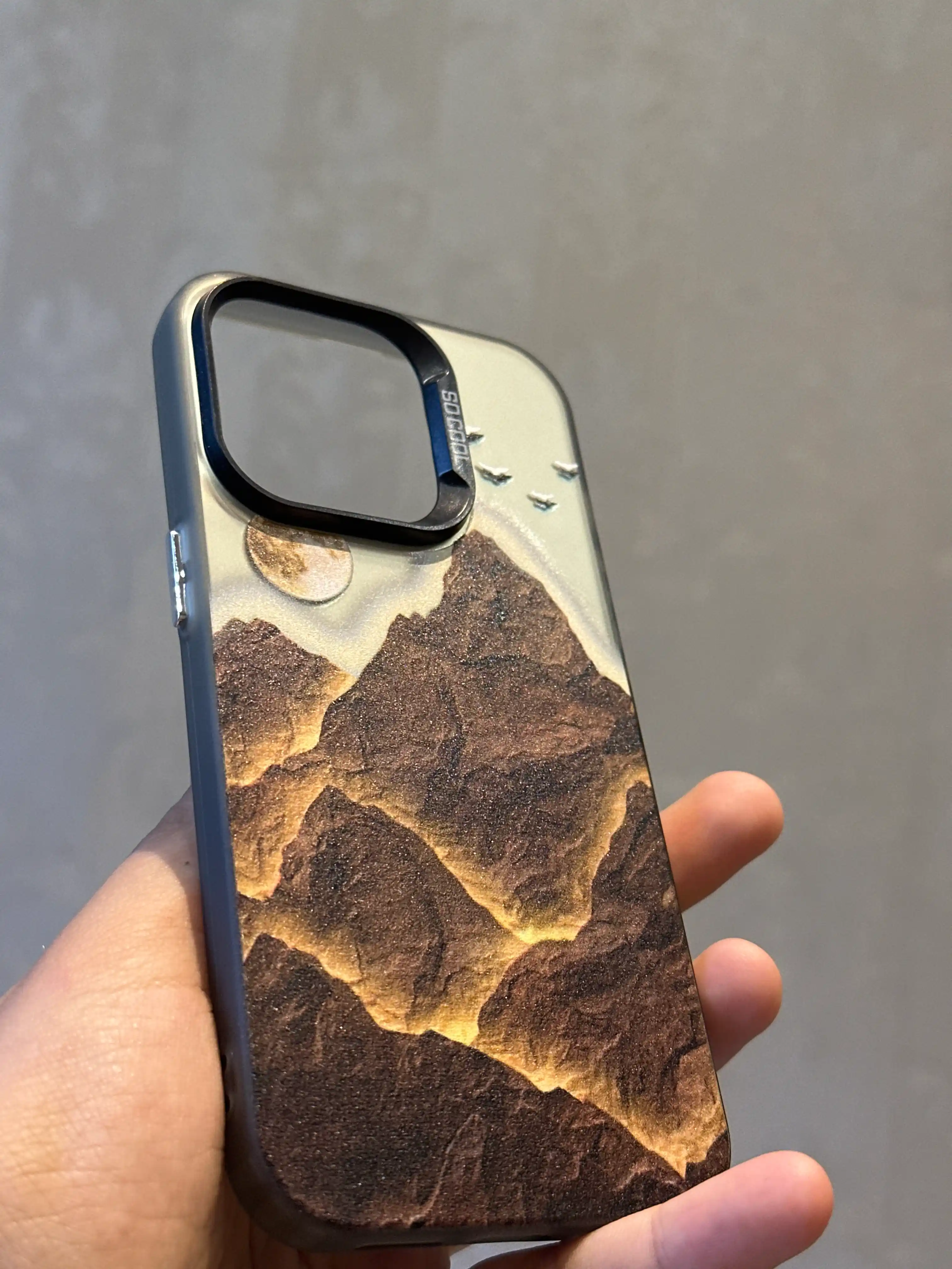 G‘ilof iPhone 13, 14, 15, 16, Pro, Pro Max, rangli, silikon