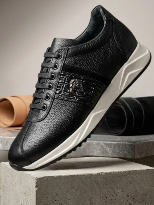 Erkaklar uchun Premium Black charm krossovkalar – tabiiy charm va zamsha, qulay taglik