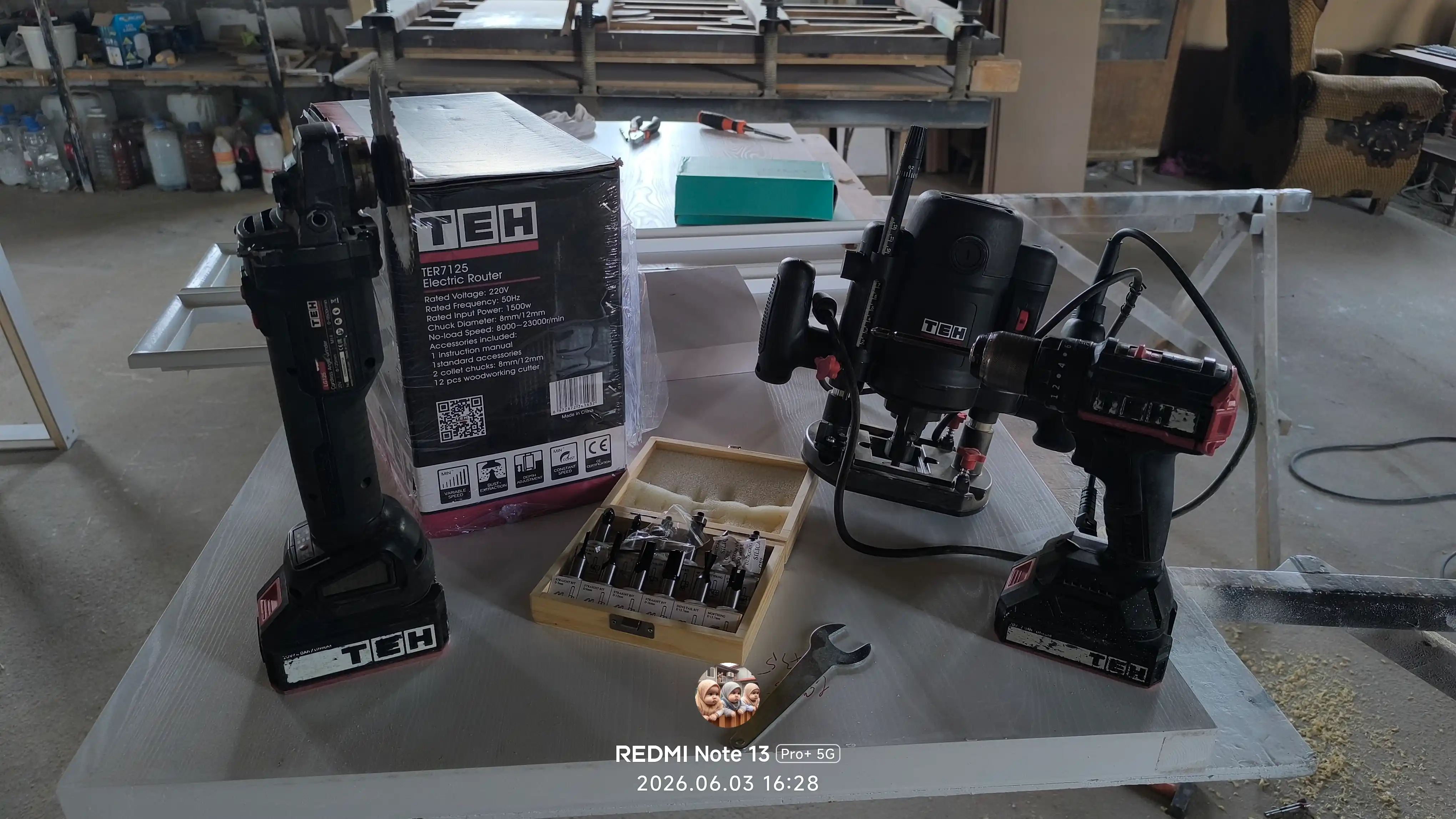 Elektr frezeri TEH TER7125 1500 Vt, patron 8/12 mm, 23000 ayl/min