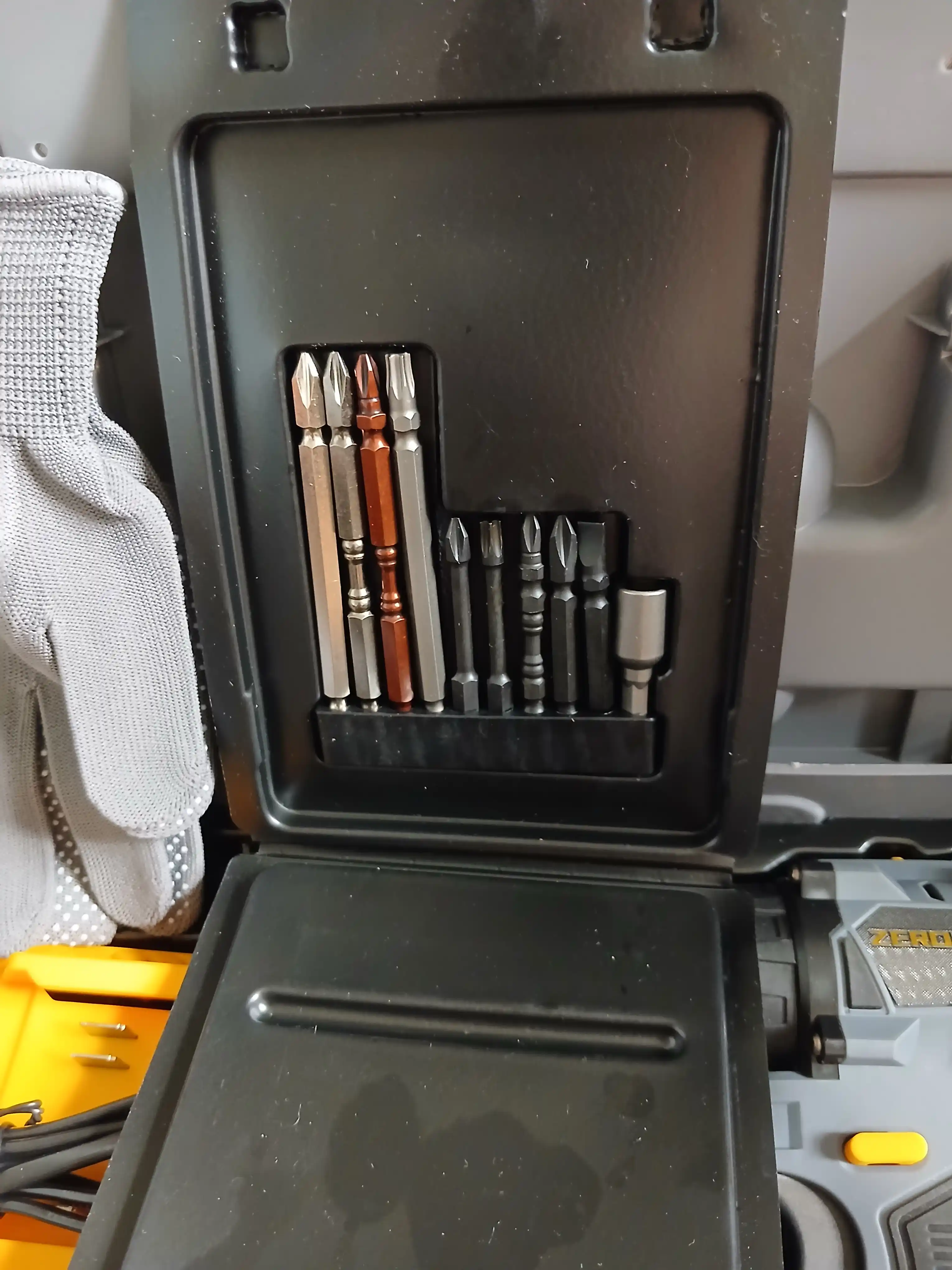 Zeromax shurup buragichi, 21 V, yuqori aylanish tezligi, ishonchli model