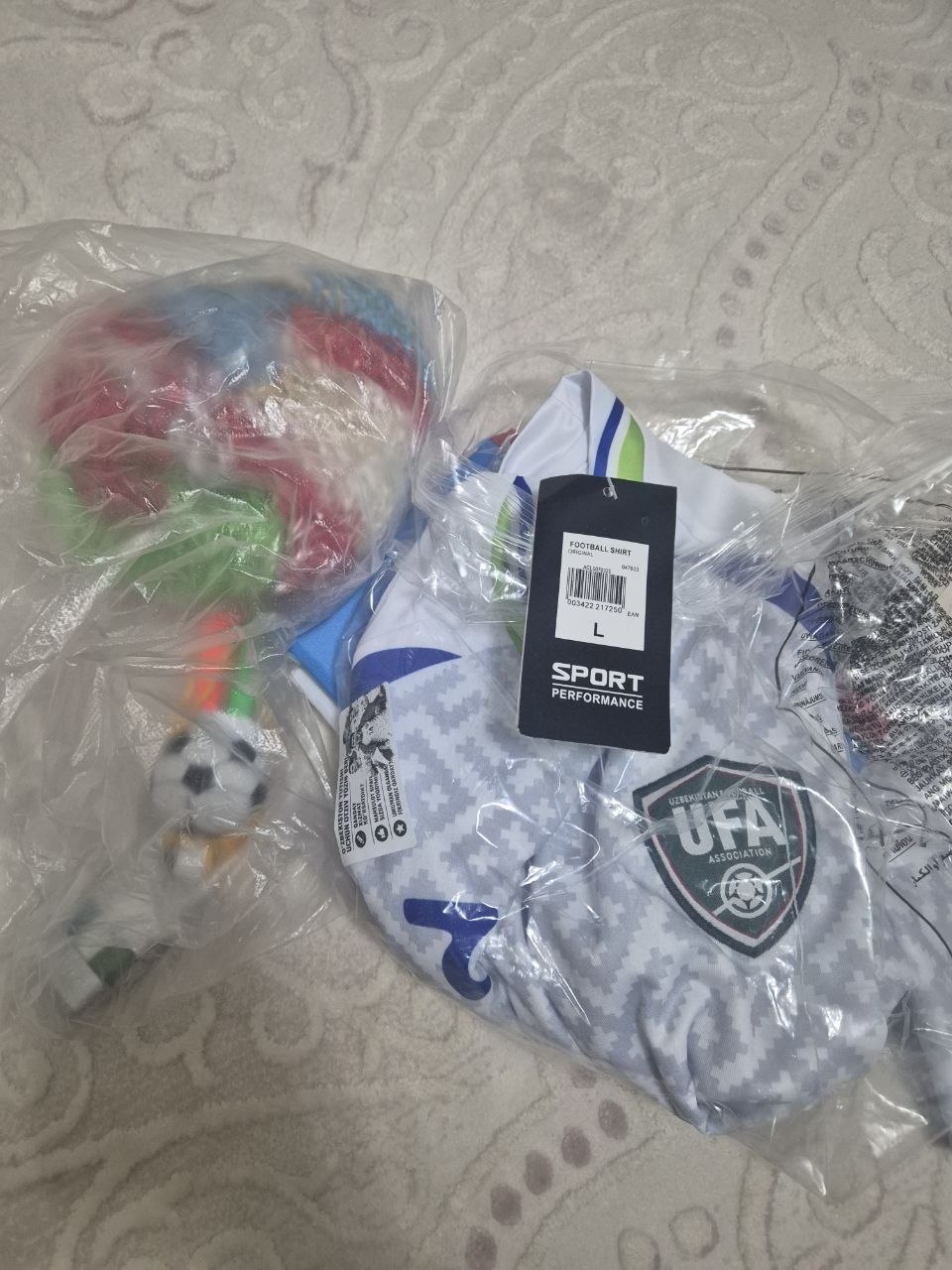 O‘zbekiston terma jamoasi atributikasi | Futbolka | 2 ta va 4 ta to‘plamlar | Bayroq