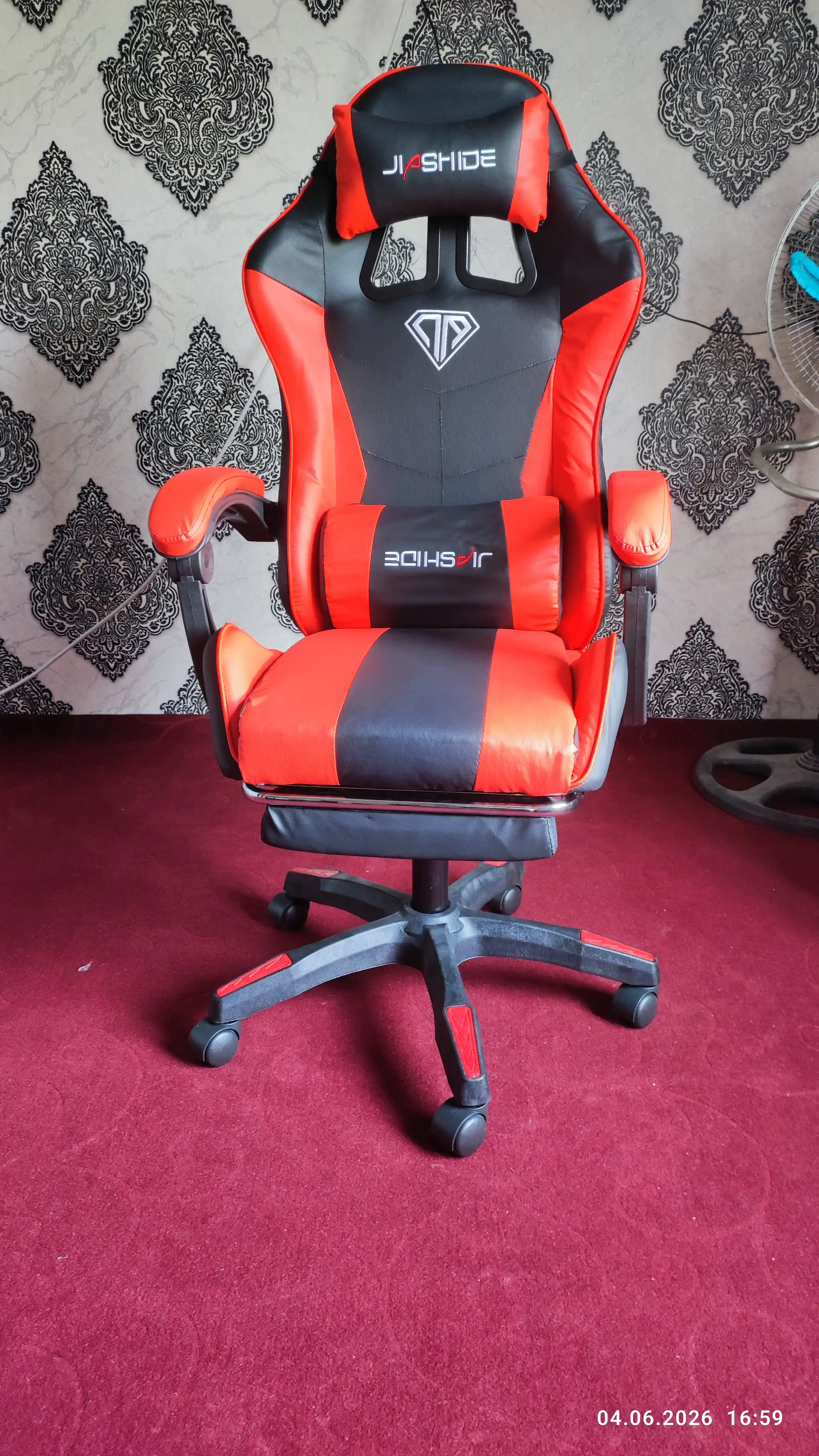 Professional o‘yin kreslosi geymerlar uchun, kompyuter, kibersport uchun mos