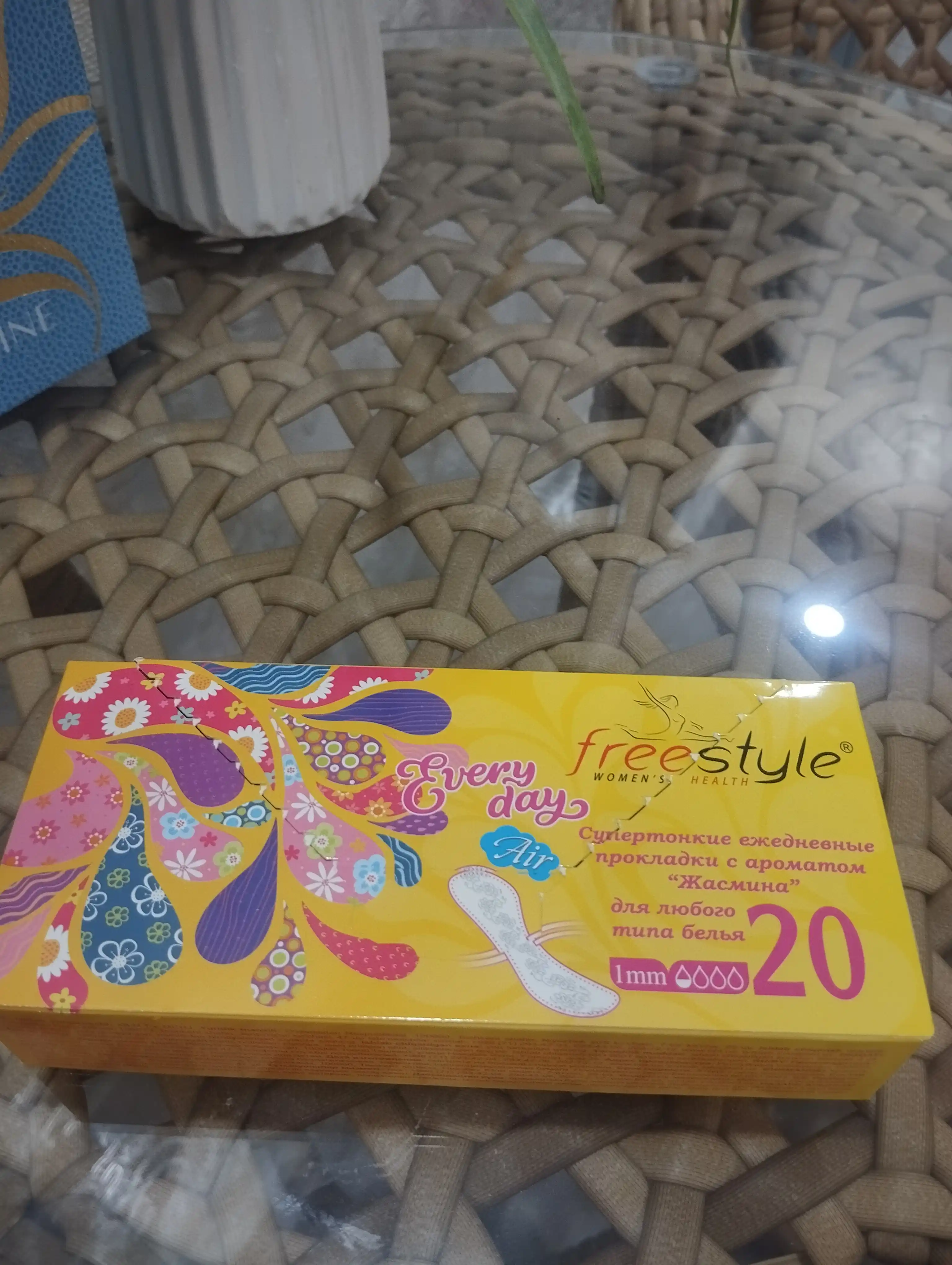 Kundalik ayollar gigiyenik tagligi "Free Style Every Day", hushbo'y hidsiz, 20 dona