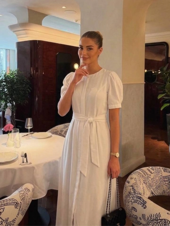 Ayollar uchun yozgi, jozibali, yengil, turli ranglardagi ko'ylalar, standart o'lchamda