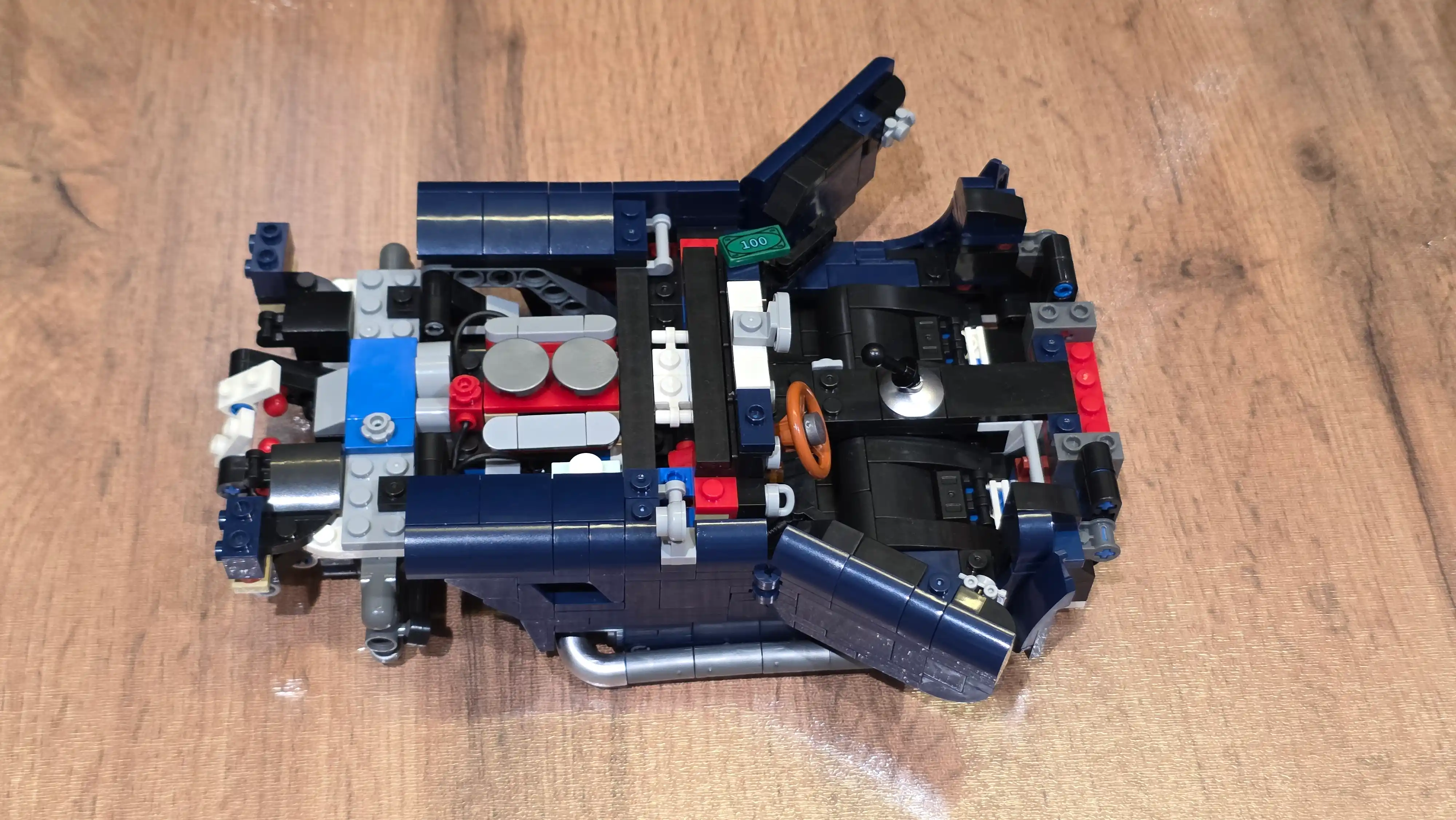 Formula 1 poyga mashinasi konstruktori, katta model 1:8 Technic, LEGO bilan mos keladi