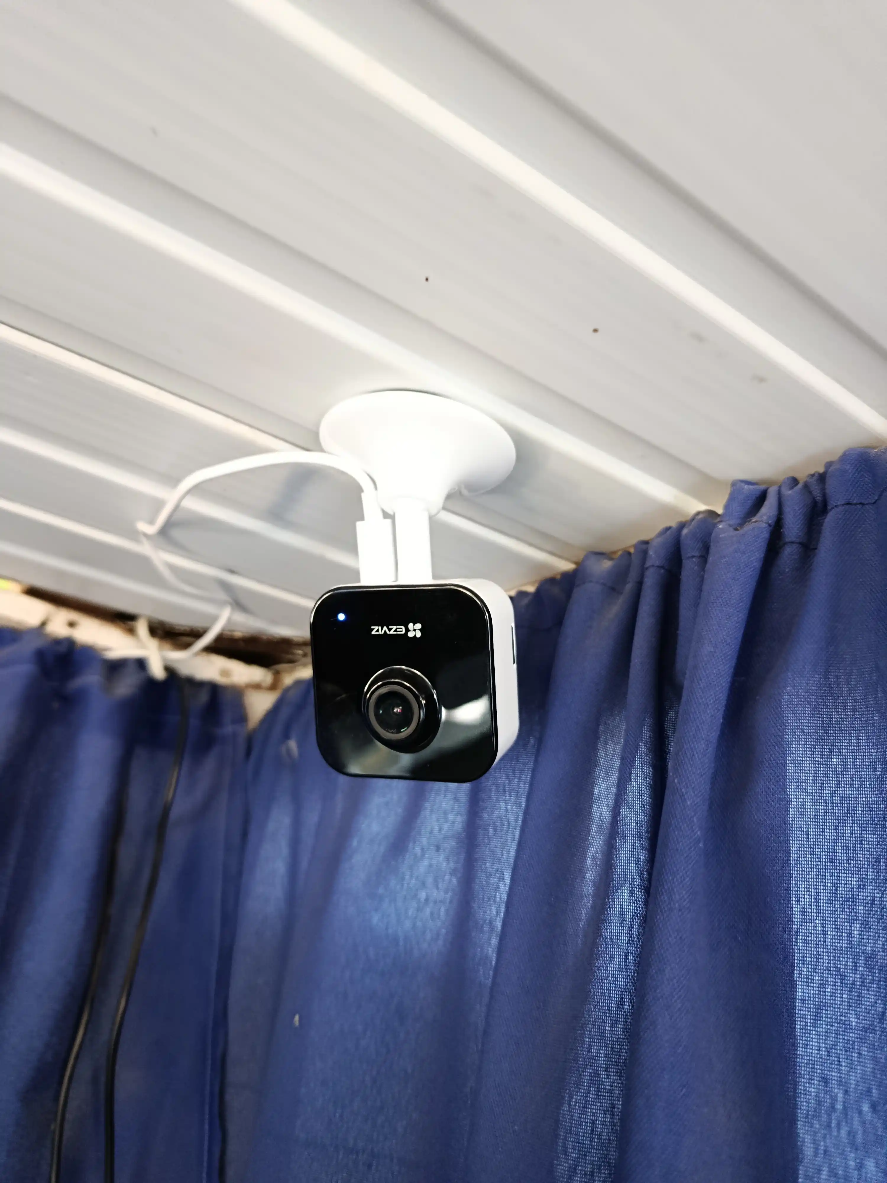Камера видеонаблюдения Ezviz H1c (2Мп) Wi-Fi, двусторонний разговор, детектор движения
