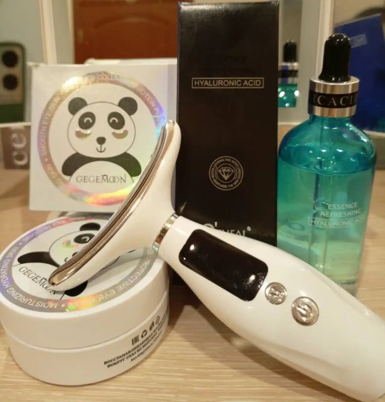 Massajer Yuz va bo‘yin parvarishi uchun 3v1 vibratsion va LED, 7 ta rejim