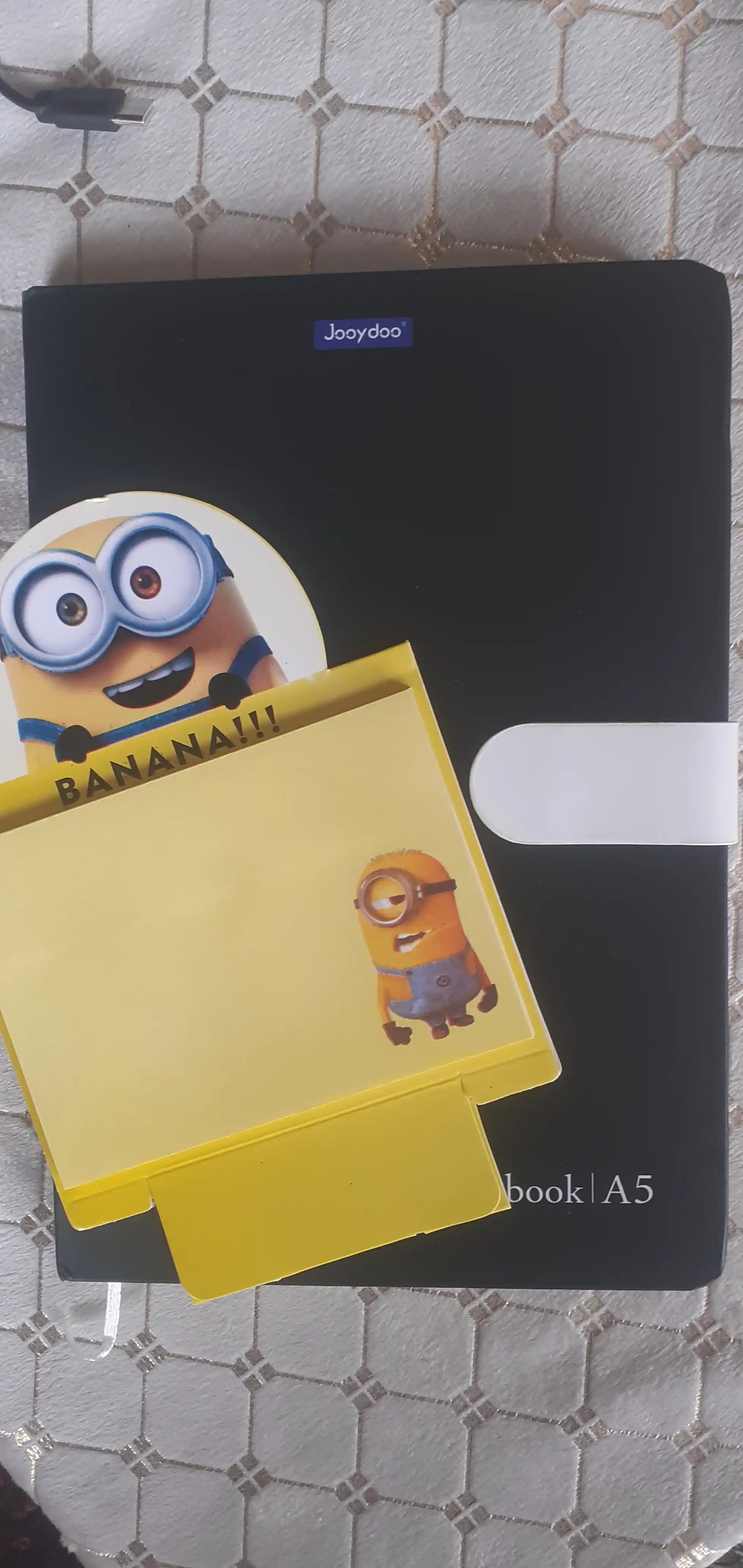 Van Gog, Klod Mone va gul tasvirlari mavzusidagi bloknotlar to‘plami
