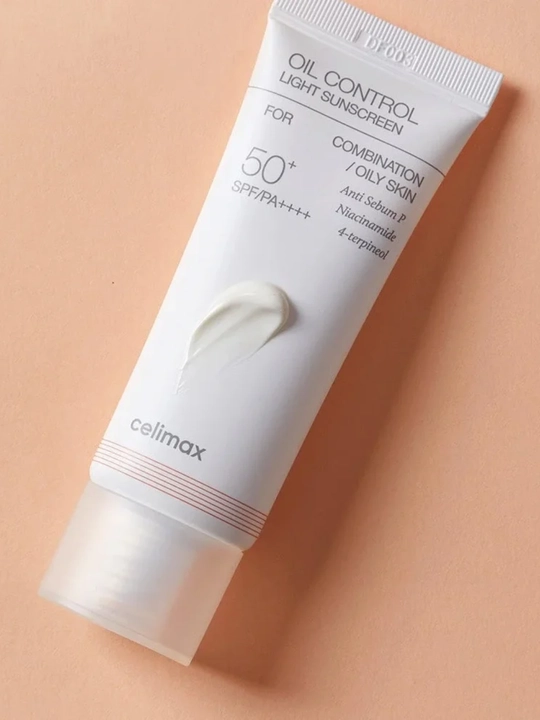 Celimax Oil Control Light quyoshdan himoyalovchi yengil krem SPF50+ PA++++