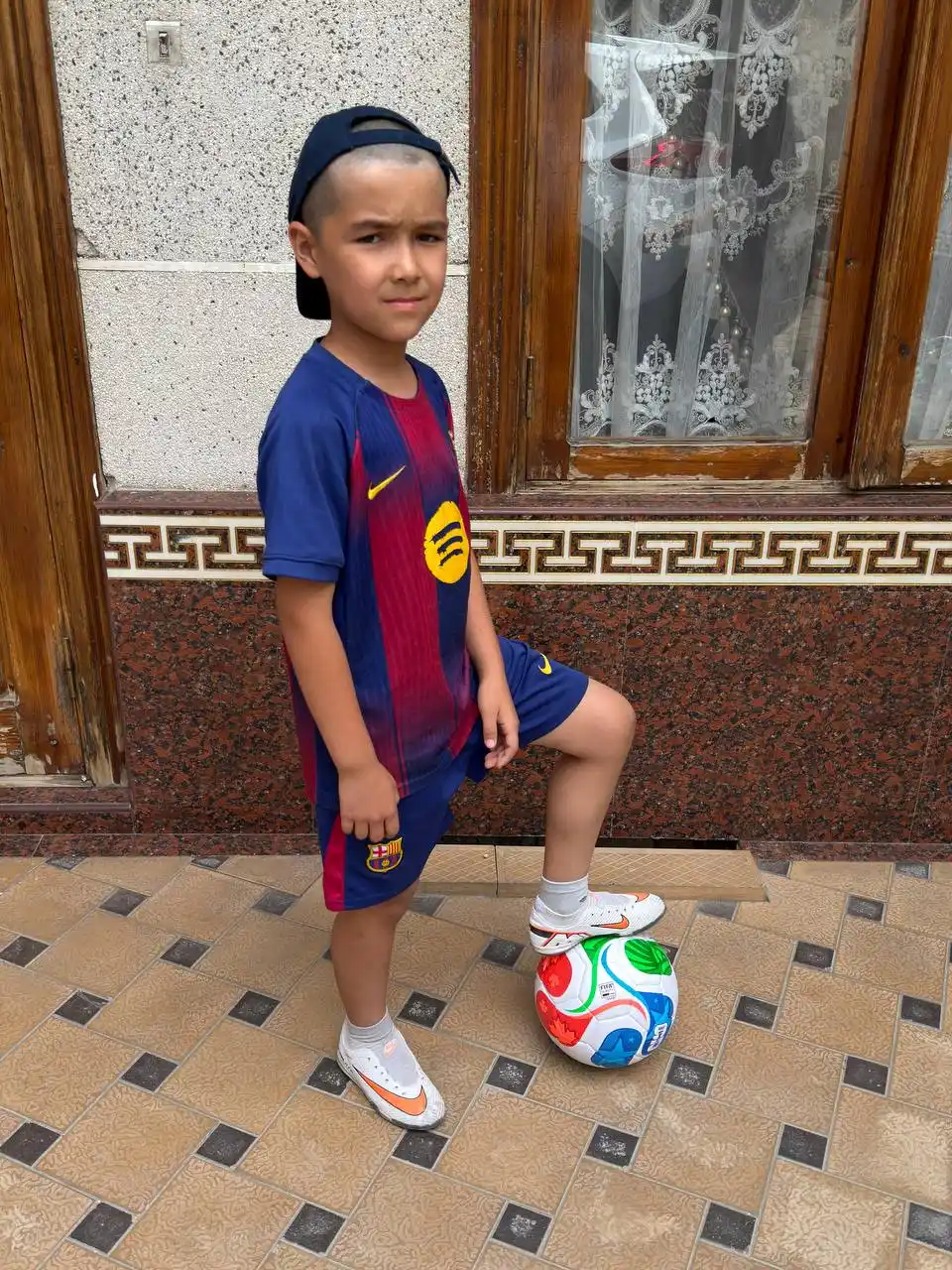 Professional futbol to‘pi, o‘lchami 5