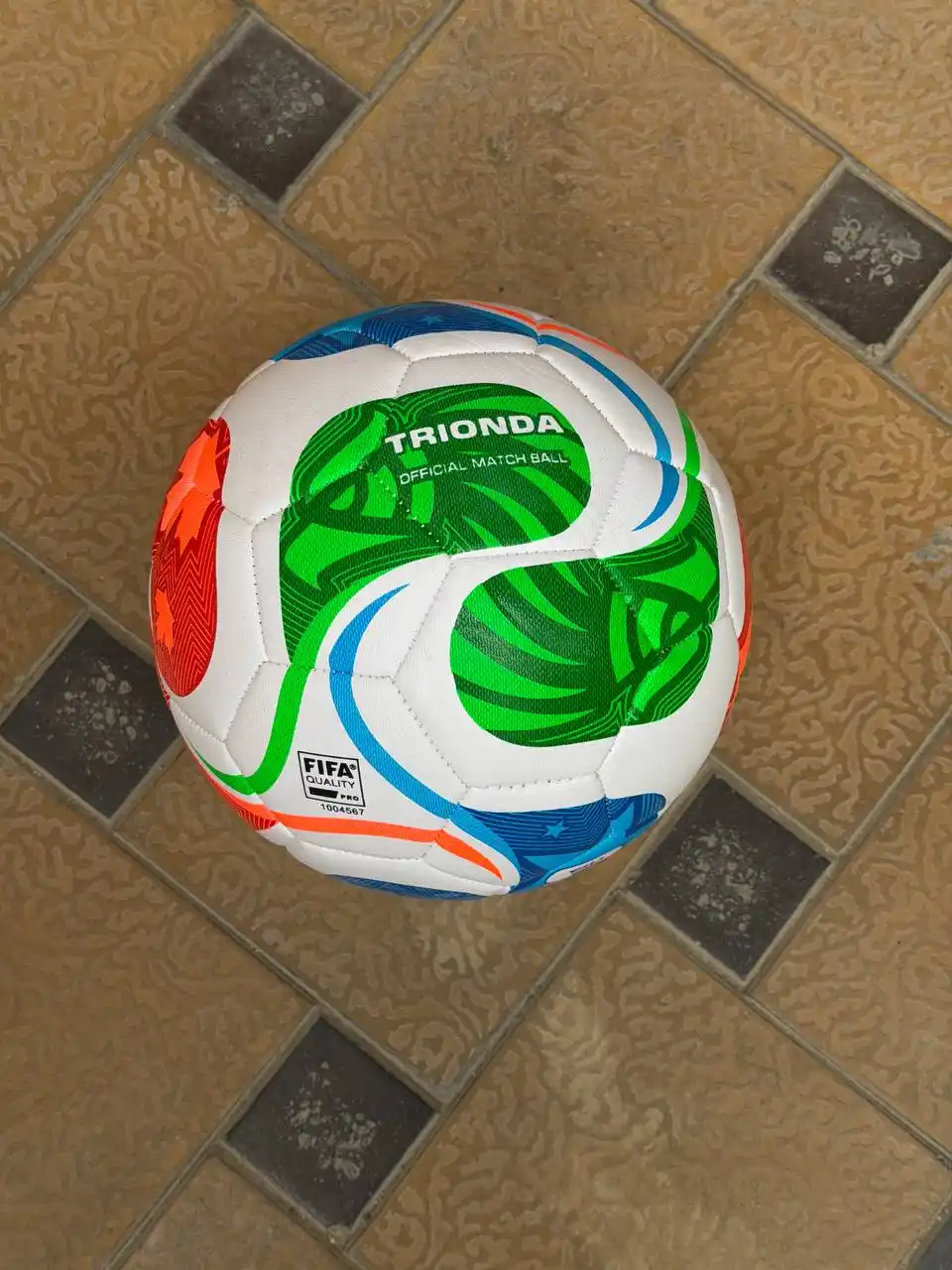 Professional futbol to‘pi, o‘lchami 5