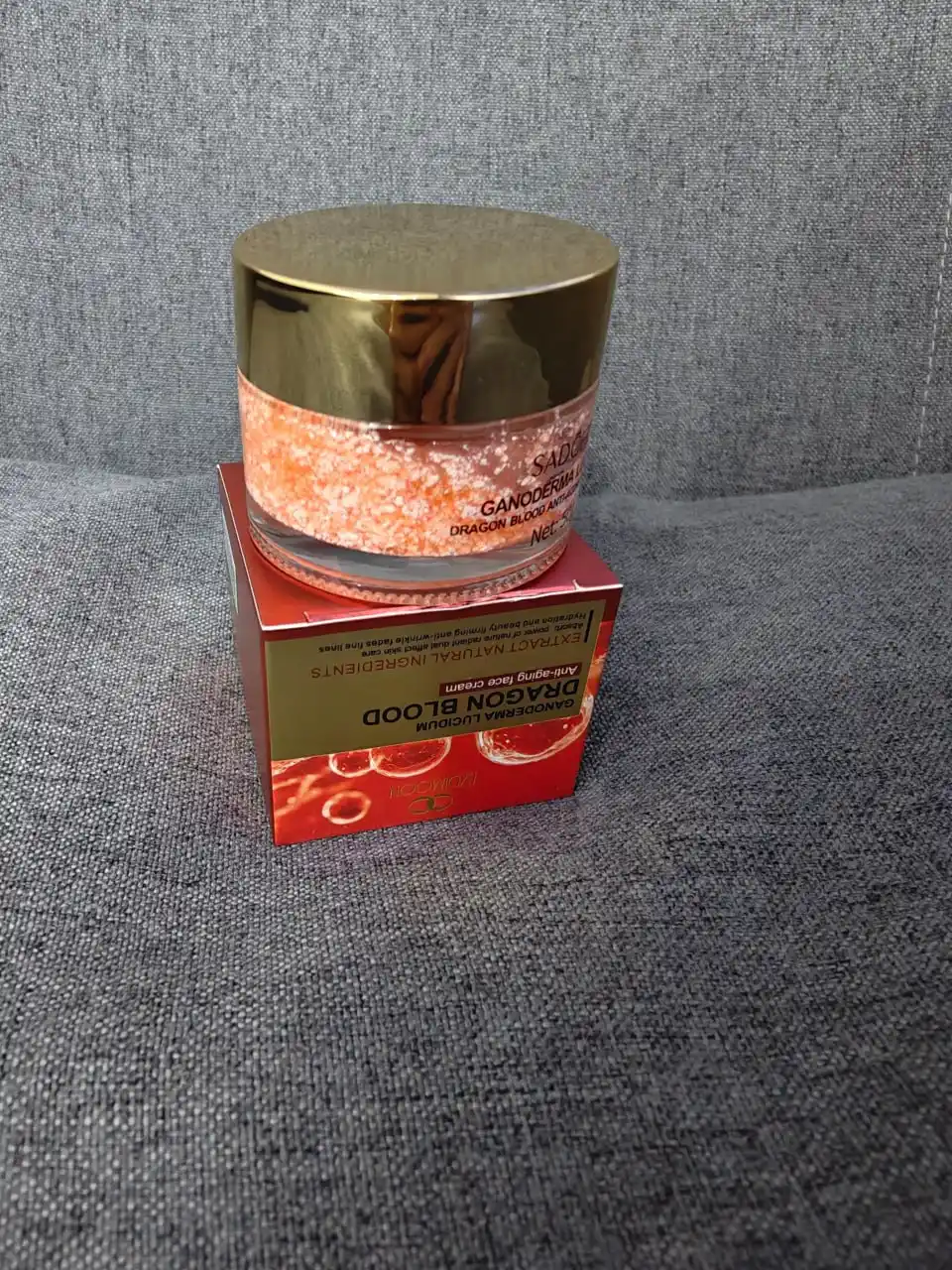 Yuz uchun ajinlarga qarshi krem, qarishga qarshi, namlovchi, 50 g