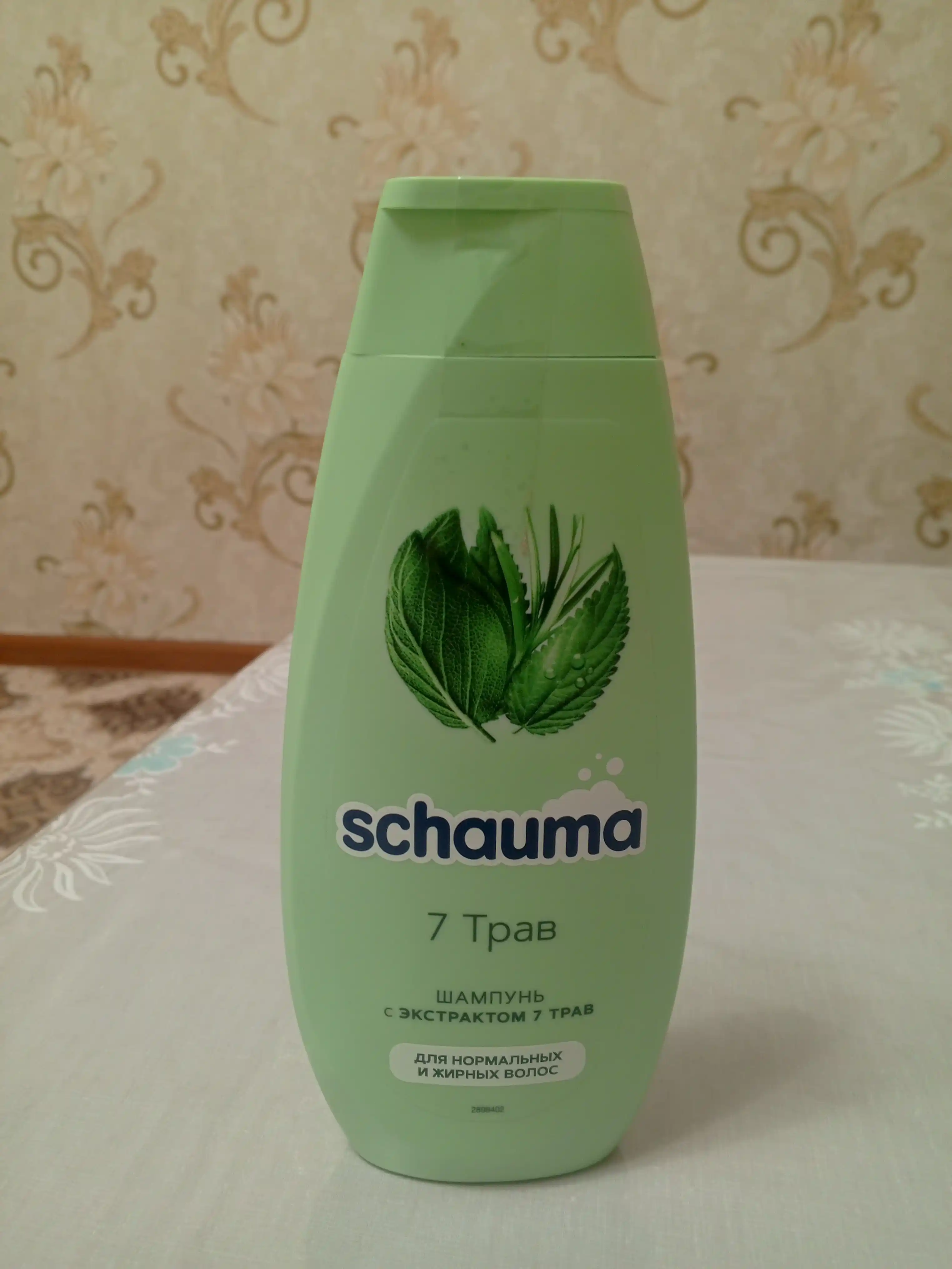 Shampun Schauma 7 O'tlar, oddiy va yog'li sochlar uchun, 400 ml