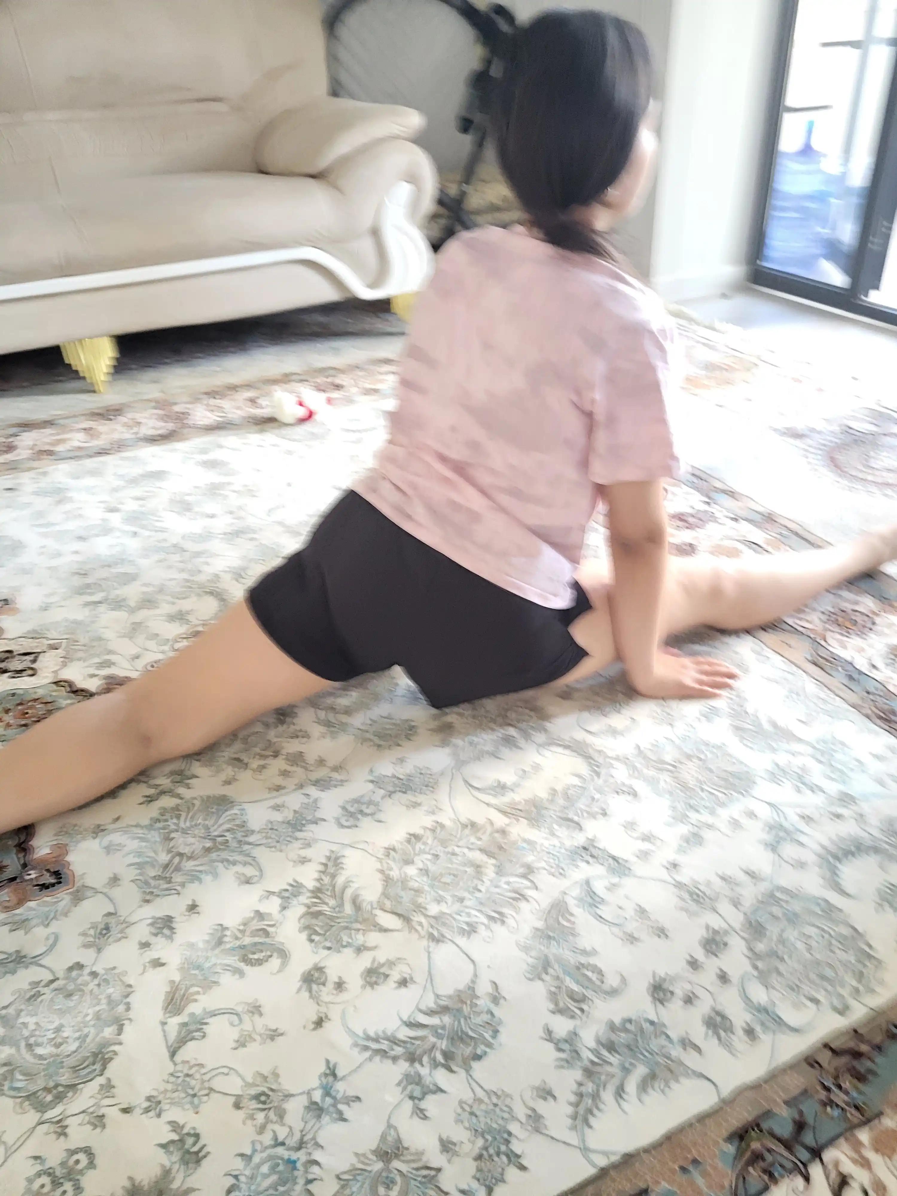 Raqs va gimnastika uchun sport shortilari