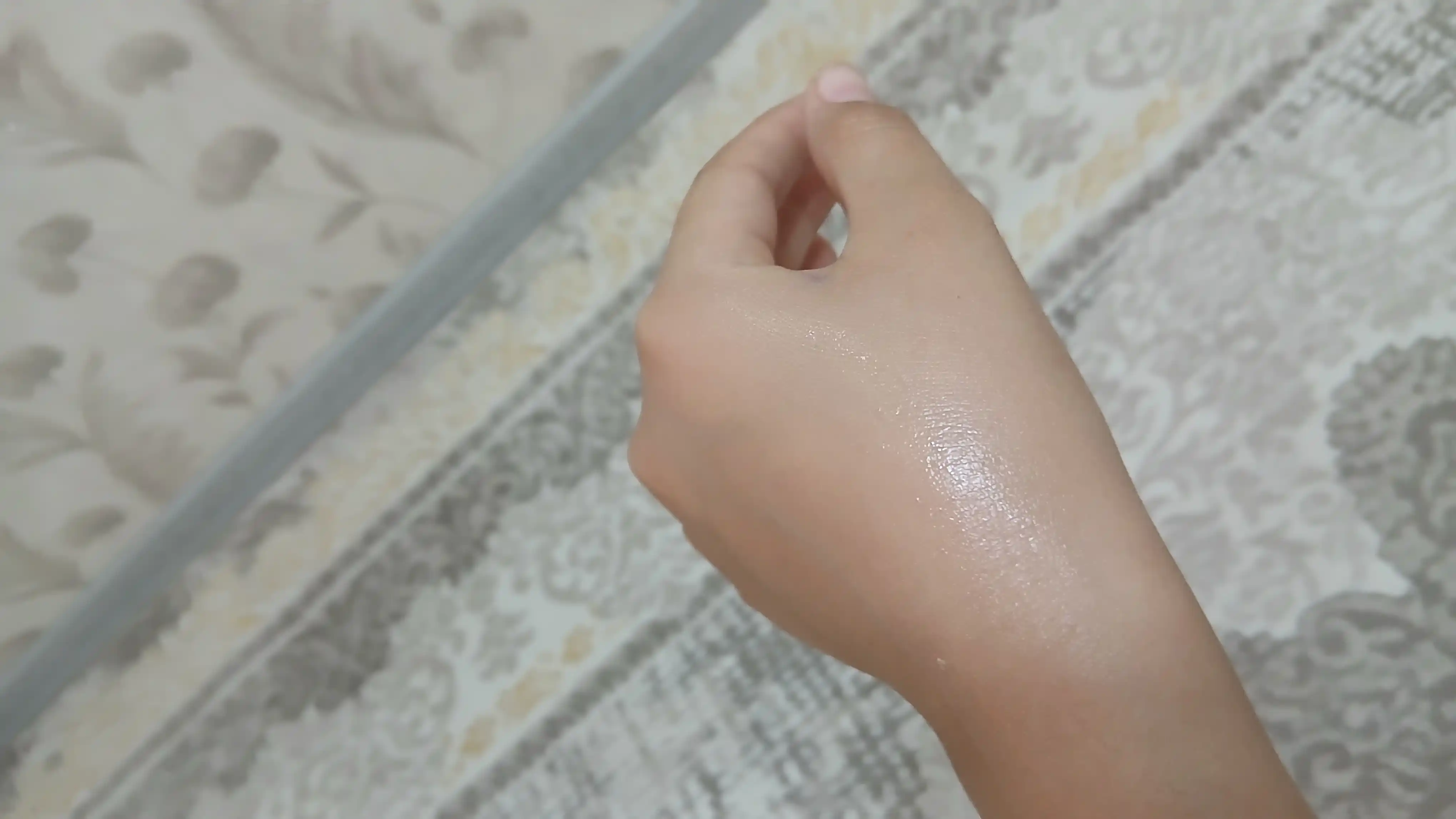 Quyoshdan himoyalovchi yenglar, fitnes uchun, uniseks