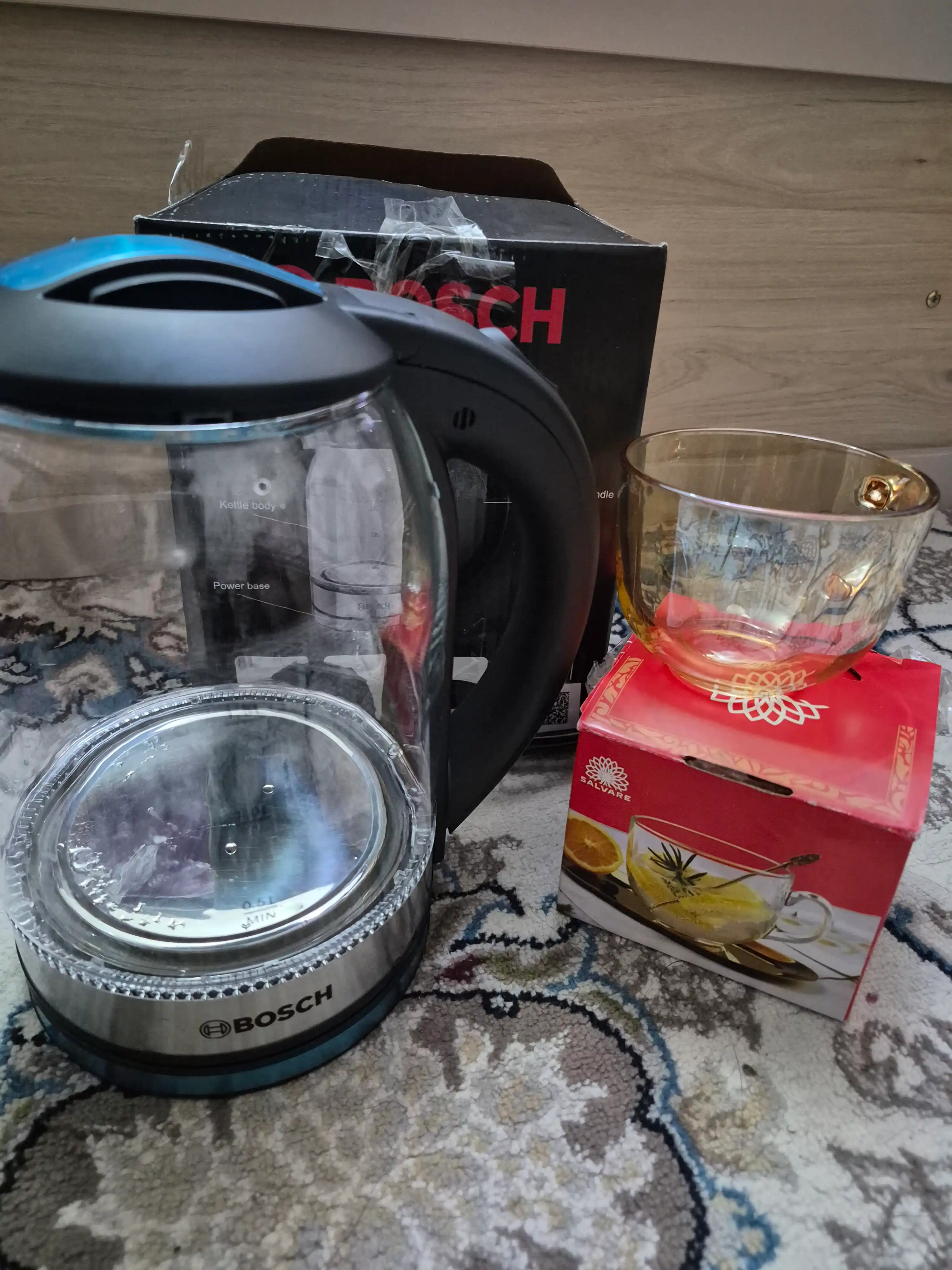 Чайник 1.8L, стеклянный, стильный дизайн