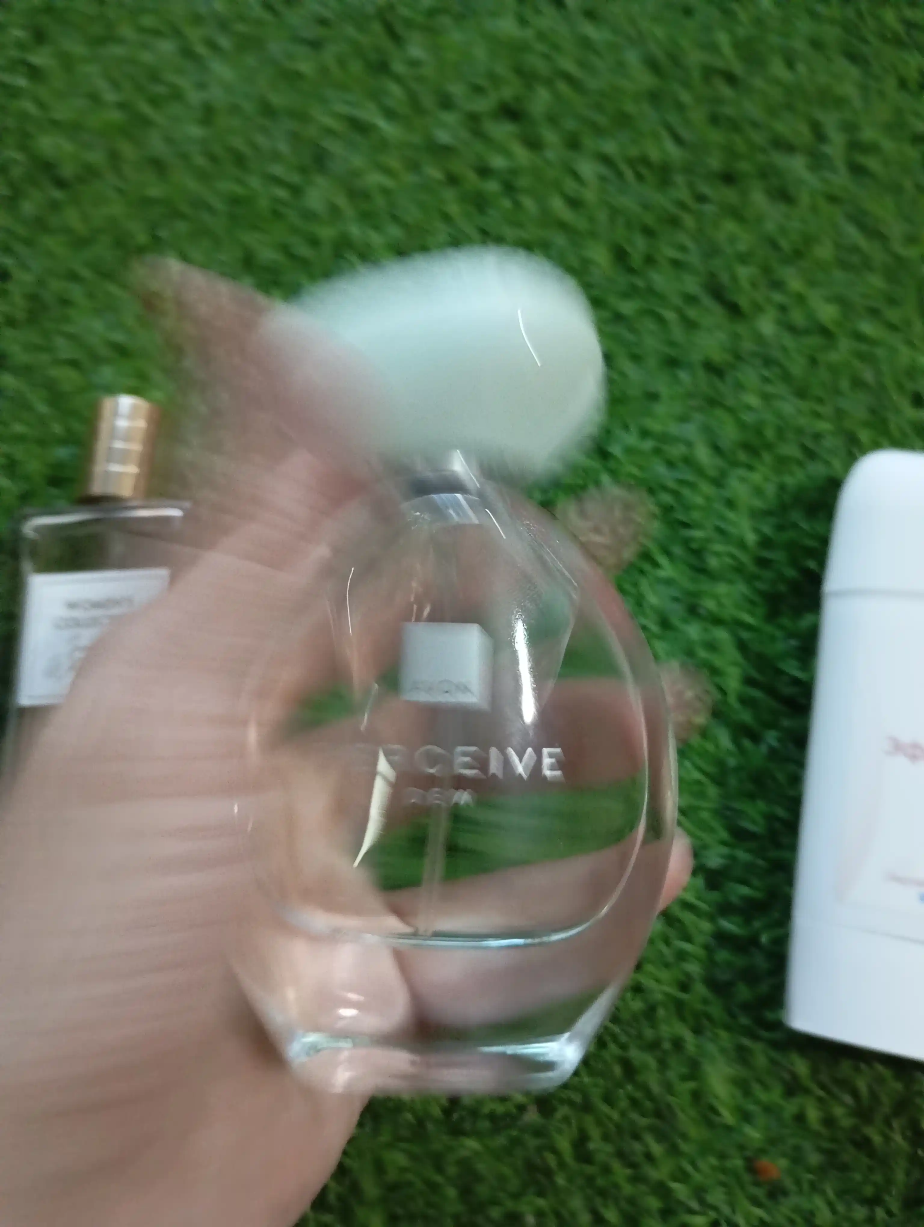 Xushbo'ylangan suv Avon Perceive Dew 50 ml