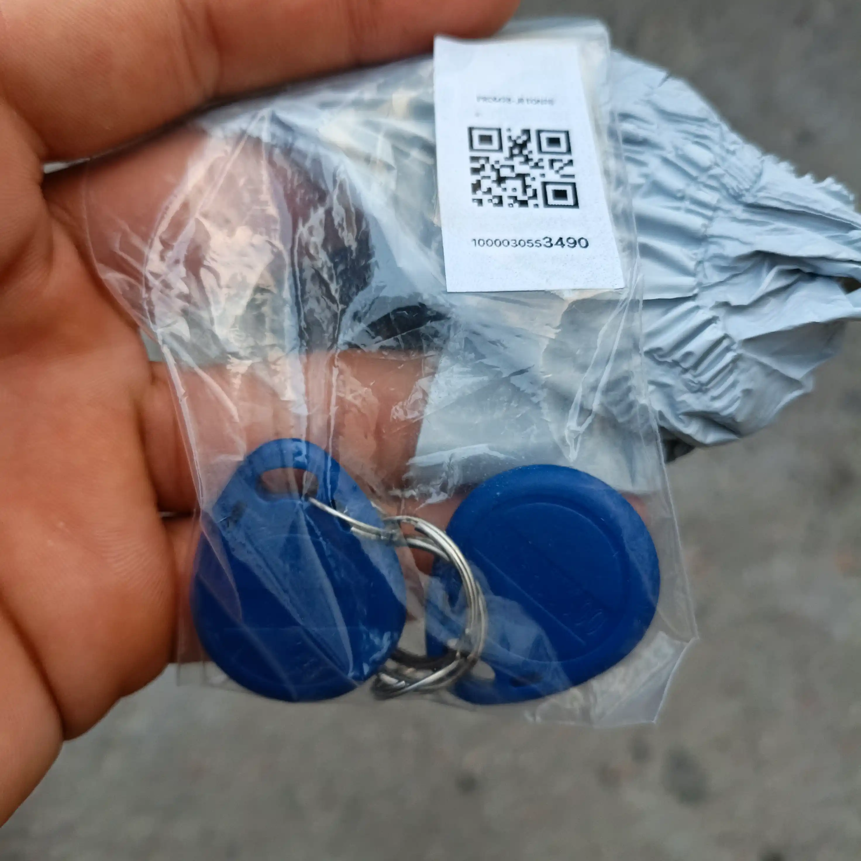 Brelok kontaktsiz ID kaliti Em-Marine 125KHz domofonlar va turniketlar uchun mo'ljallangan