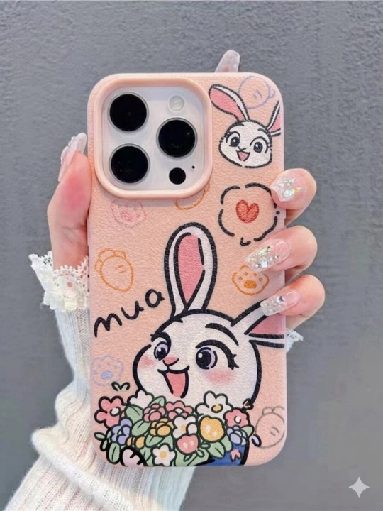 Чехлы для iPhone 13, iPhone 15 и iPhone 16 Pro