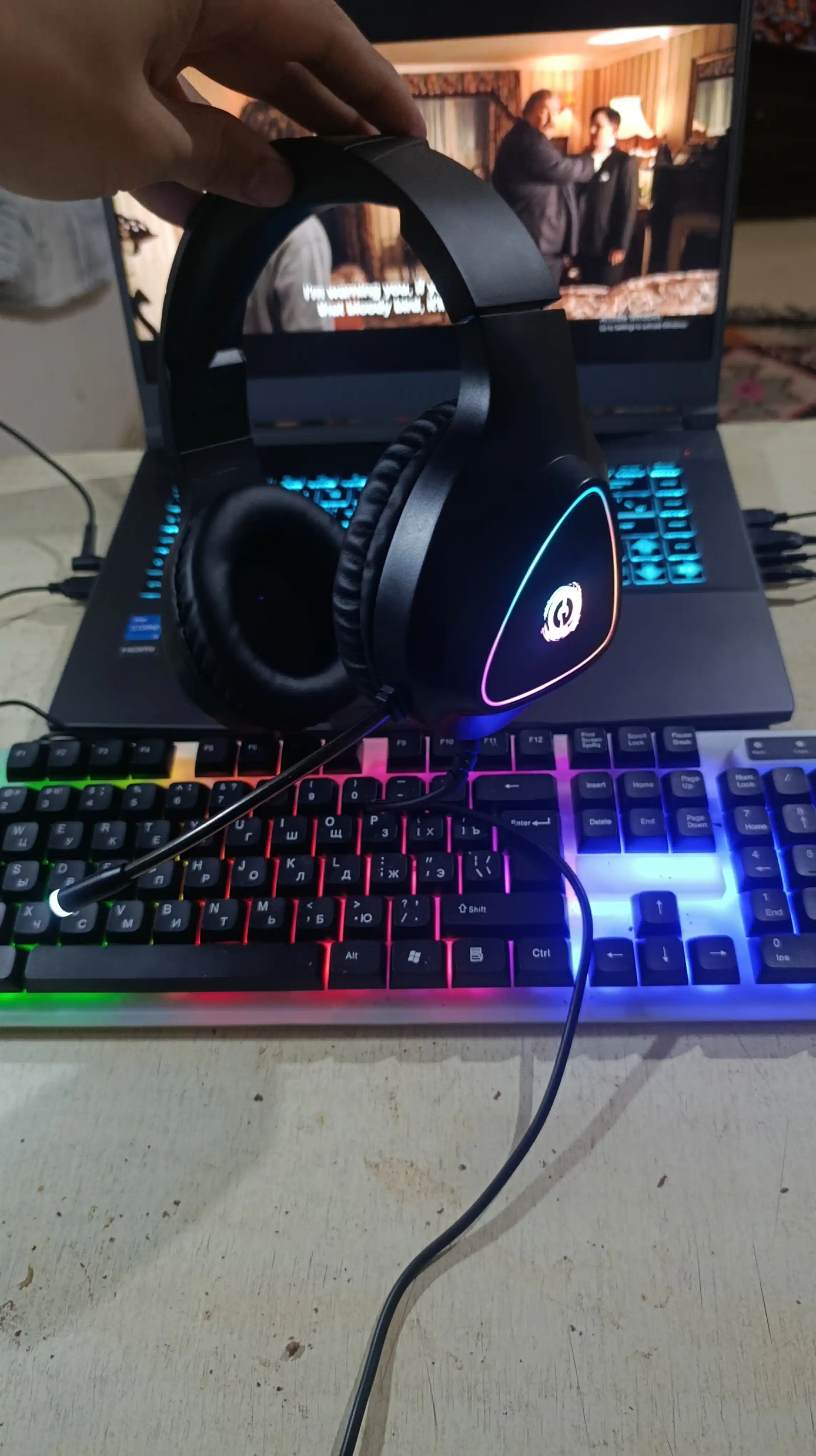 Gaming simli quloqchin CANYON Shadder GH 6,  RGB yoritgich bilan