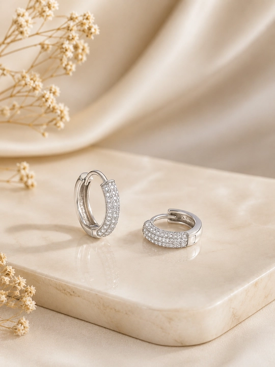 Ayollar va qizlar uchun 18k oltin bilan qoplangan 925 probali sterling kumushdan yasalgan ziraklar