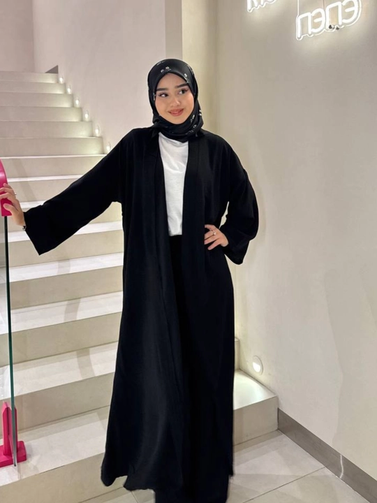 Abaya 3 v 1 gacha shimlar bilan uchta to'plam qulay, abaya + kyulot + futbolka(42-54)