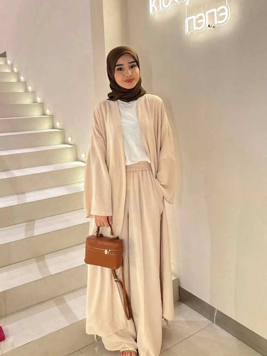 Abaya 3 v 1 gacha shimlar bilan uchta to'plam qulay, abaya + kyulot + futbolka(42-54)