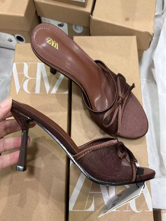 Ayollar uchun poshnali myuli tufli – ochiq burunli elegant model, Zara