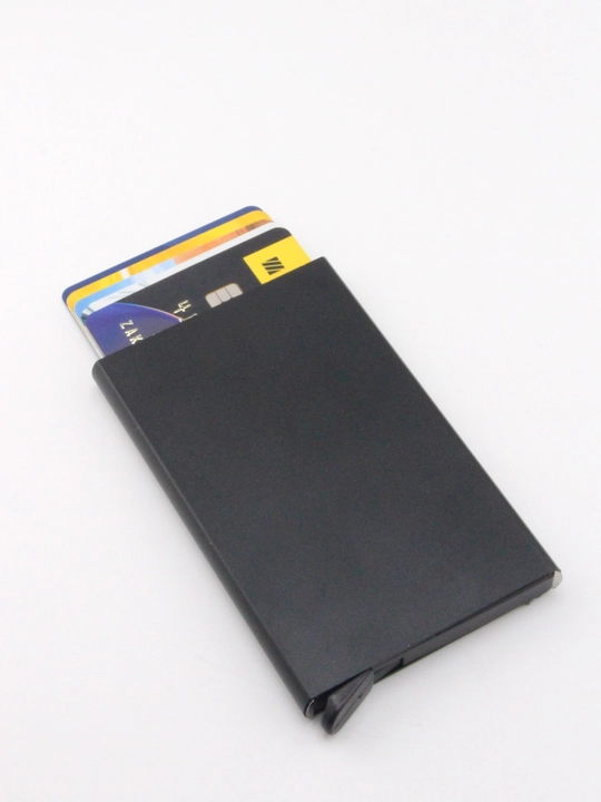 Metall kartxolder RFID/NFC himoyali, bank kartalari, hujjatlar uchun ixcham karta g‘ilofi