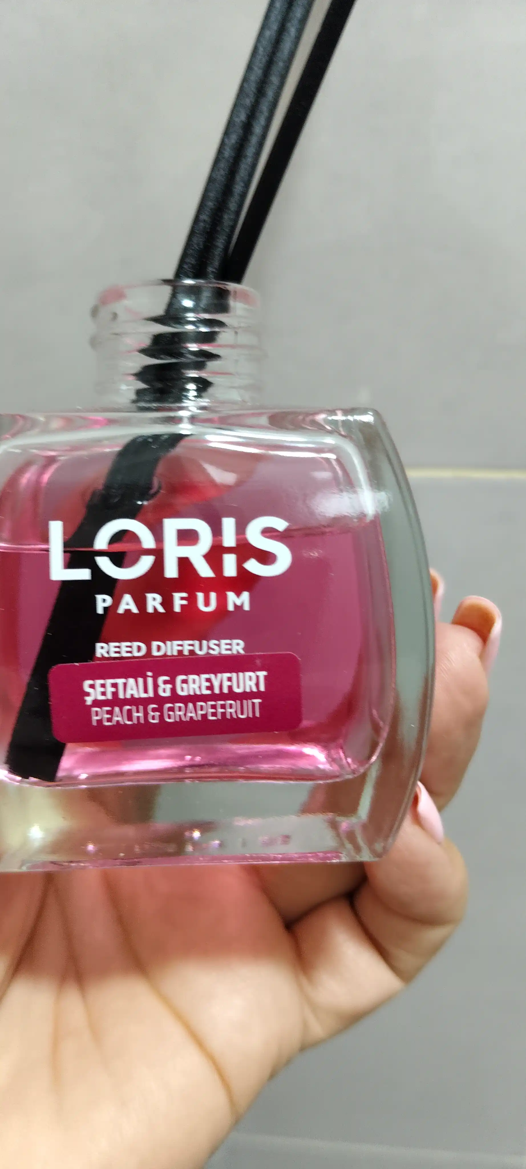 Aromadiffuzor Loris 120 ml, uy va offis uchun xushbo'ylantirgich (tayoqchalari bilan)