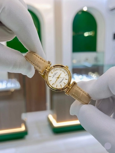 Женские наручные часы, элегантные и компактные — LWATCHS-55W0127-БЕЖМЕЛ