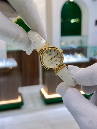Женские наручные часы, элегантные и компактные — LWATCHS-55W0127-БЕЛЫЙ
