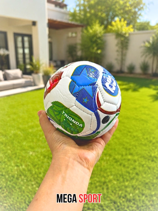 TRIONDA bolalar futbol to‘pi, o‘lchami 3, quyma va tikilgan versiyalarida mavjud