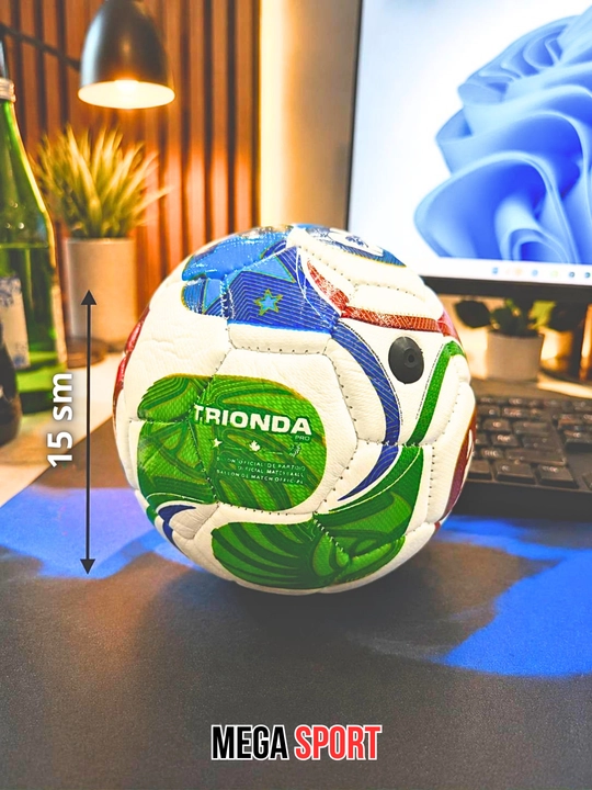 TRIONDA bolalar futbol to‘pi, o‘lchami 3, quyma va tikilgan versiyalarida mavjud