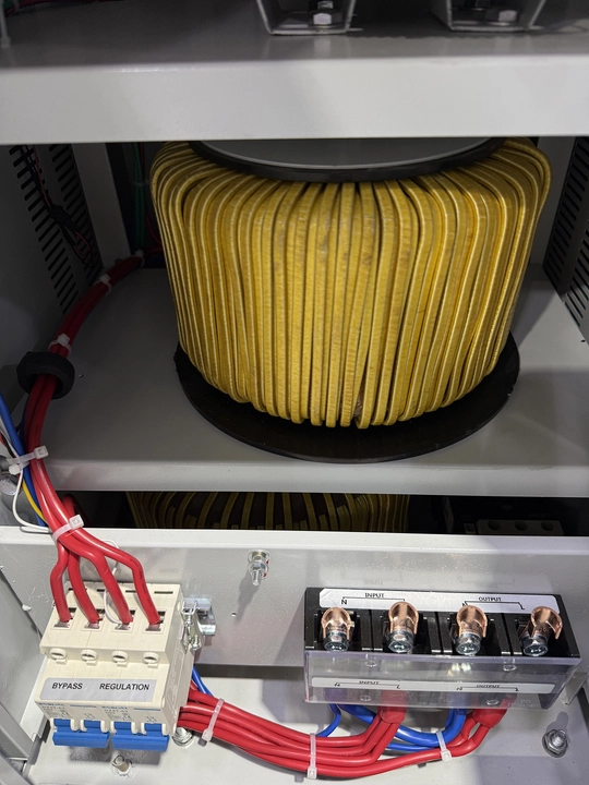 Stabilizator,SAAB, laterniy, 30kVA