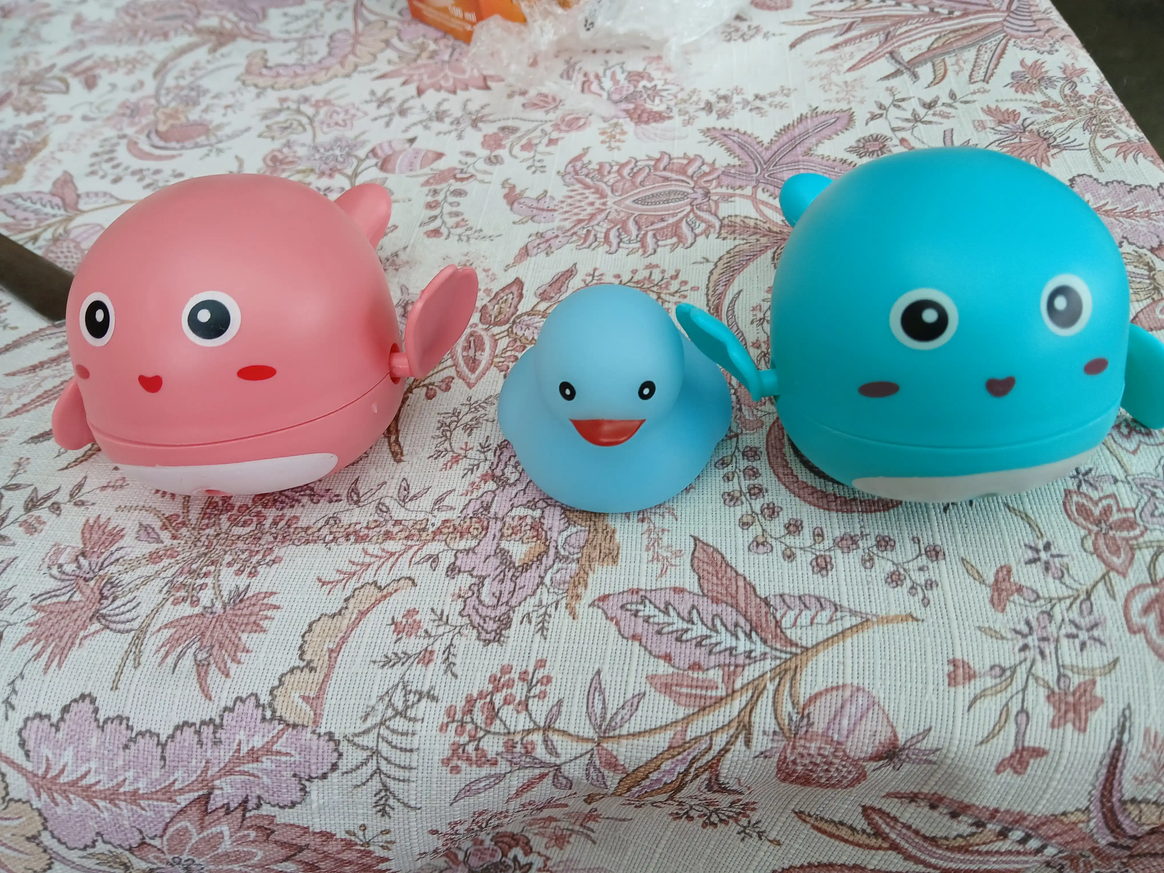 Плавающая игрушка для ванны