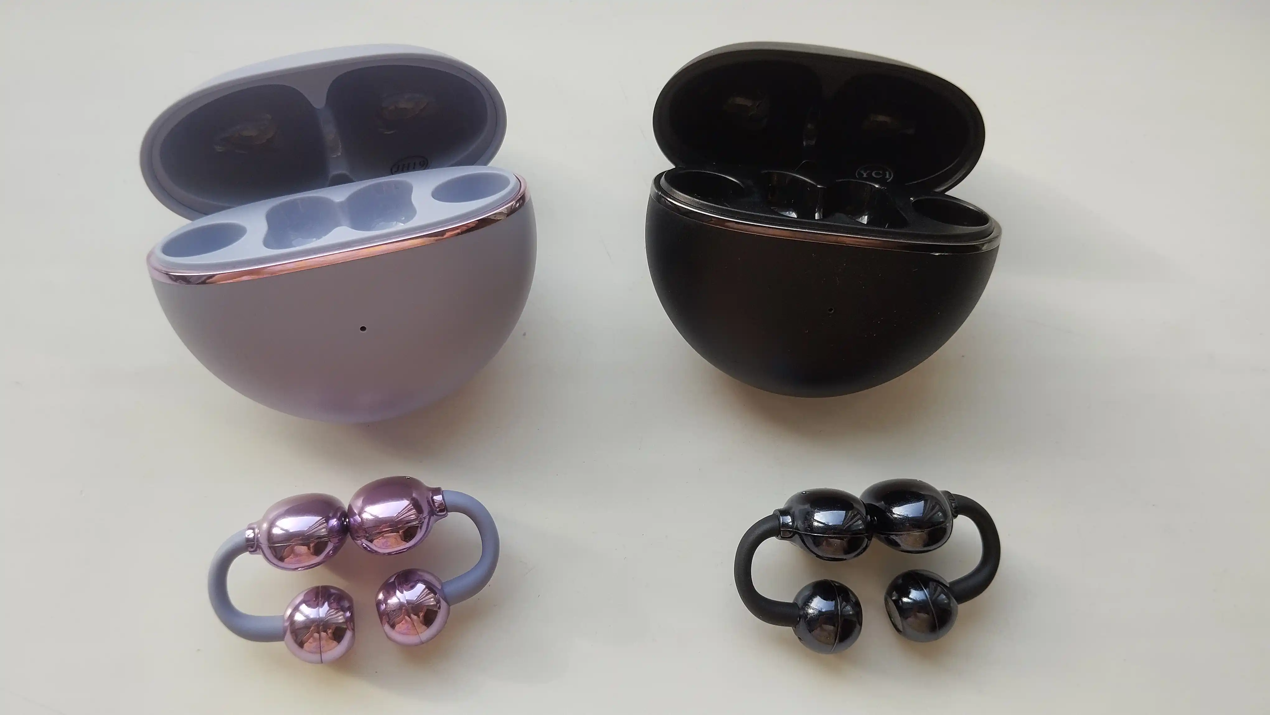 Simsiz Bluetooth quloqchinlar, sensorli boshqaruv va sifatli ovoz bilan