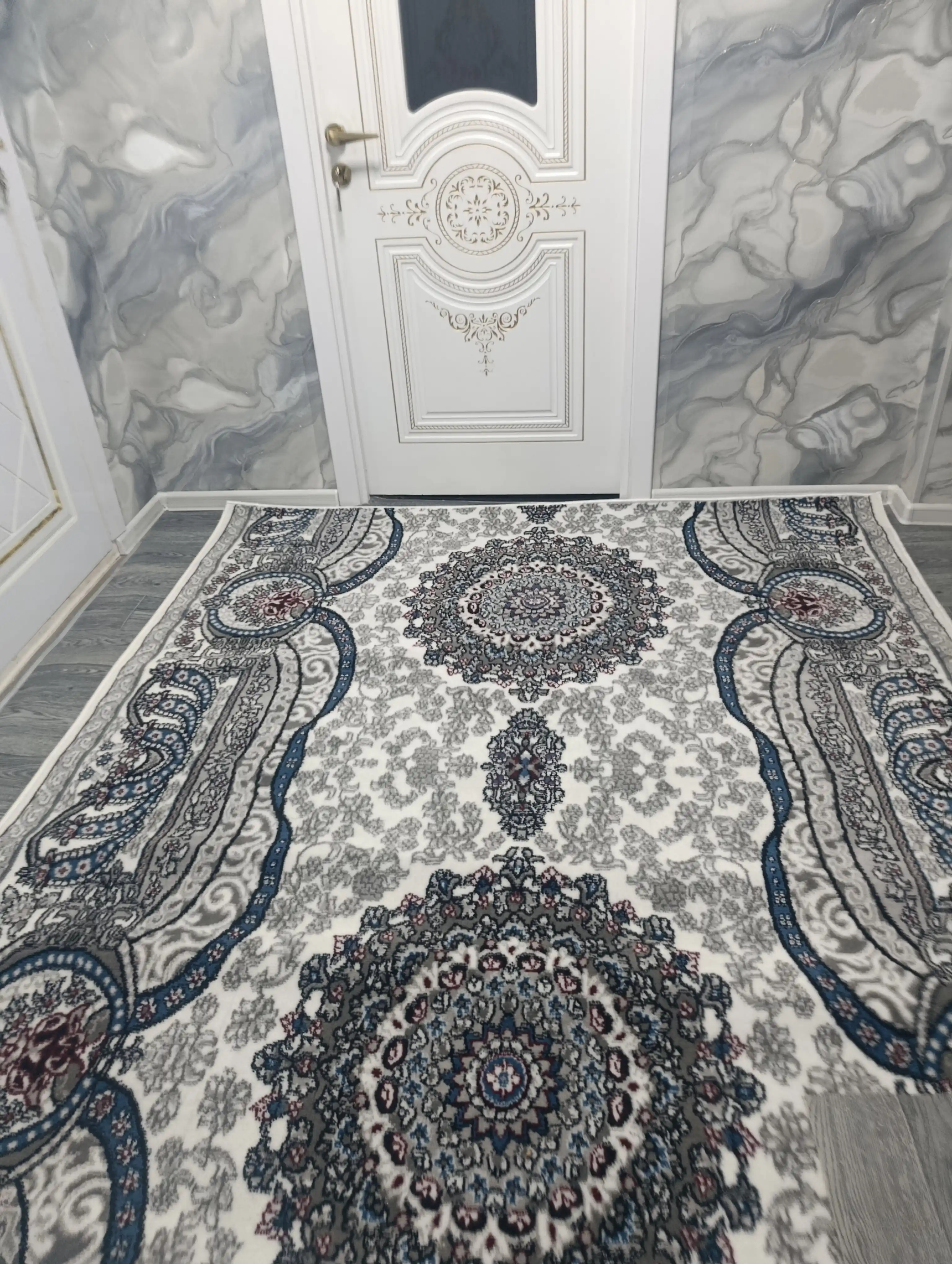 Ковры и напольные покрытия из 100% полипропилена