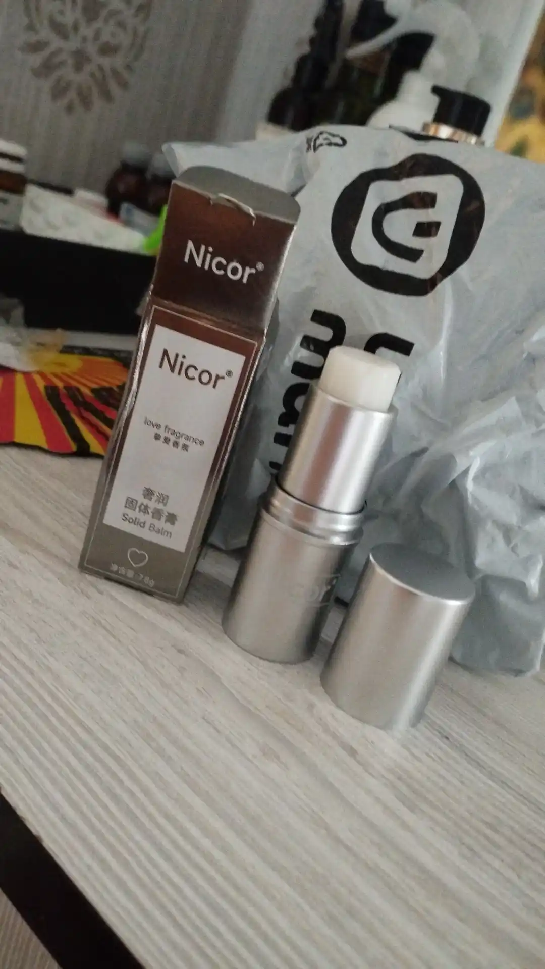 Nicor quruq atir, stikli, feromonli atir, ayollar va erkaklar uchun