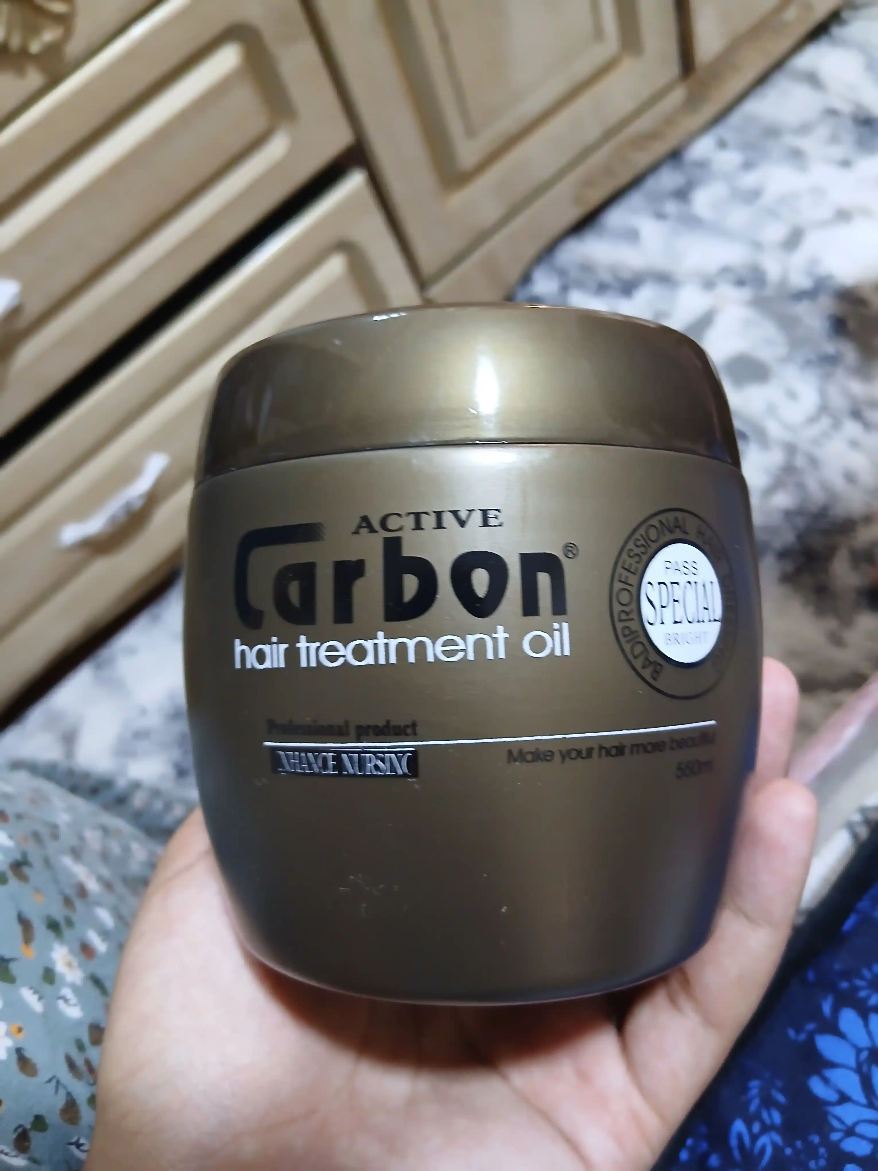 Active Сarbon, sochlar uchun faol, 250, 550, 930 ml, soch uchun balzam