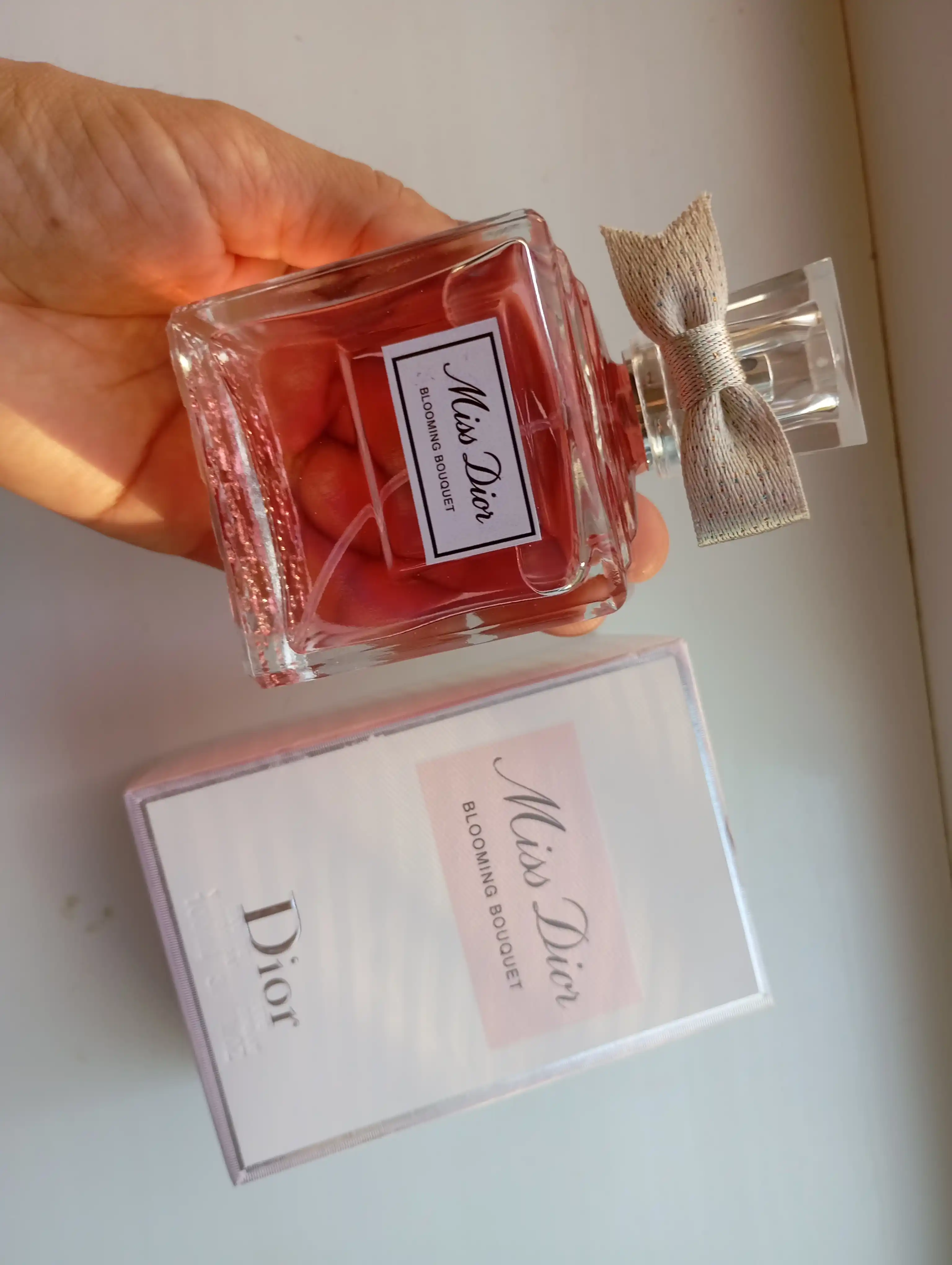 Ayollar atiri, Miss dior Blooming Bouquet, 100 ml, sovg'a uchun