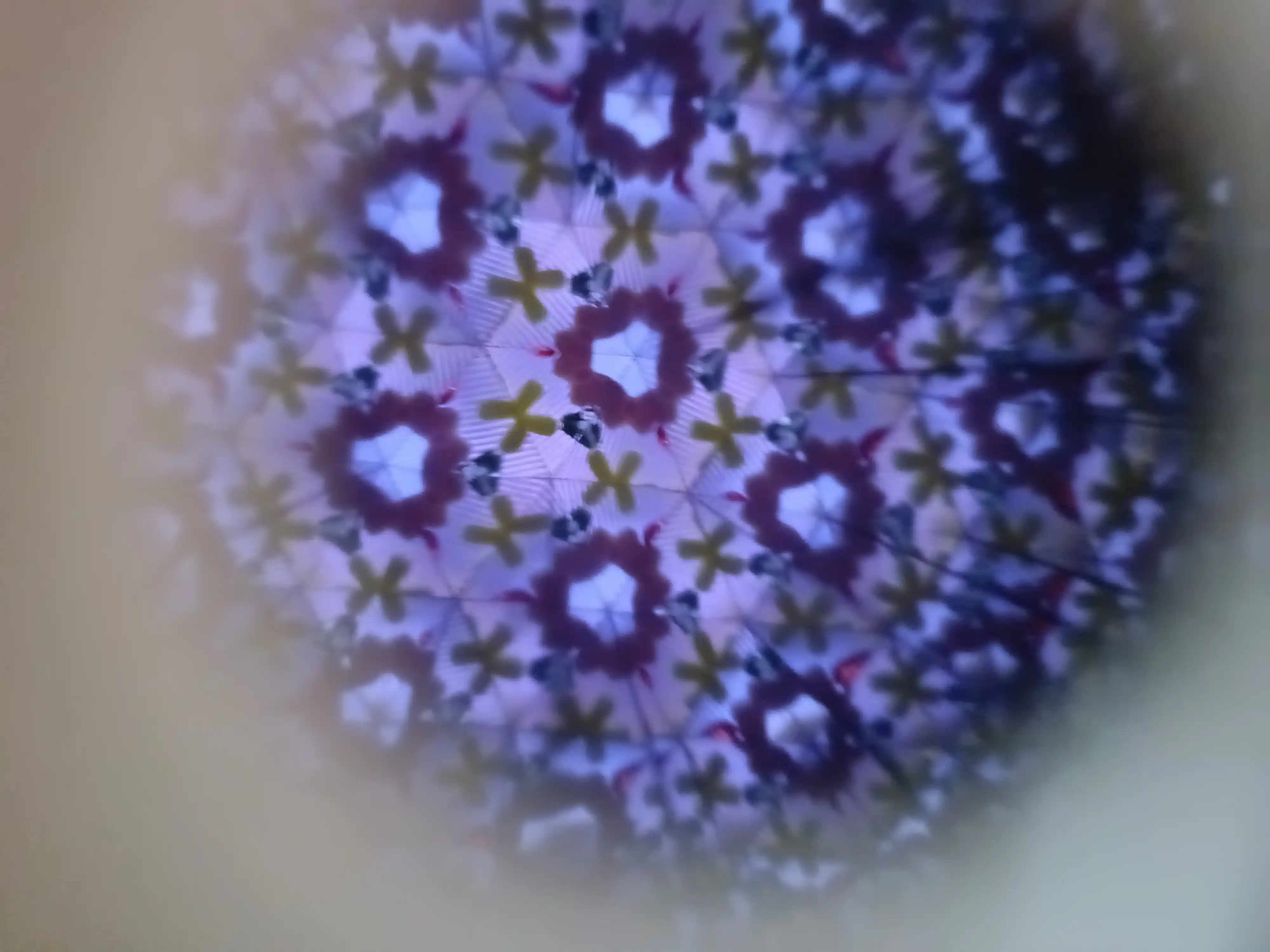 Bolalar uchun rangli kaleidoskop optik o‘yinchoq 16 sm