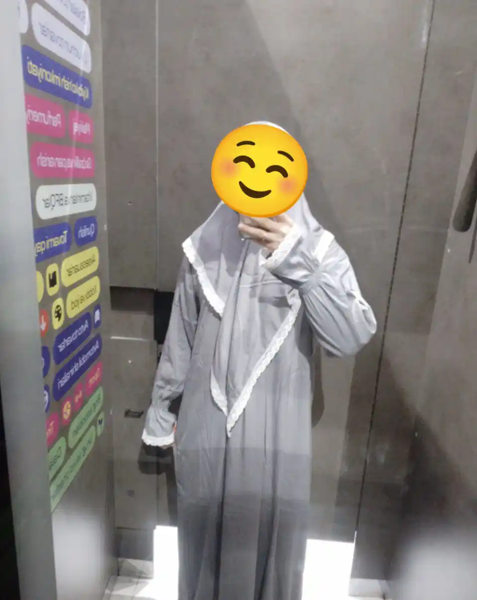 Namoz nomoz musulmonlarning Umra Haj uchun kiyadigan kiyimi, ayollar kiyimi razmeri 46-54