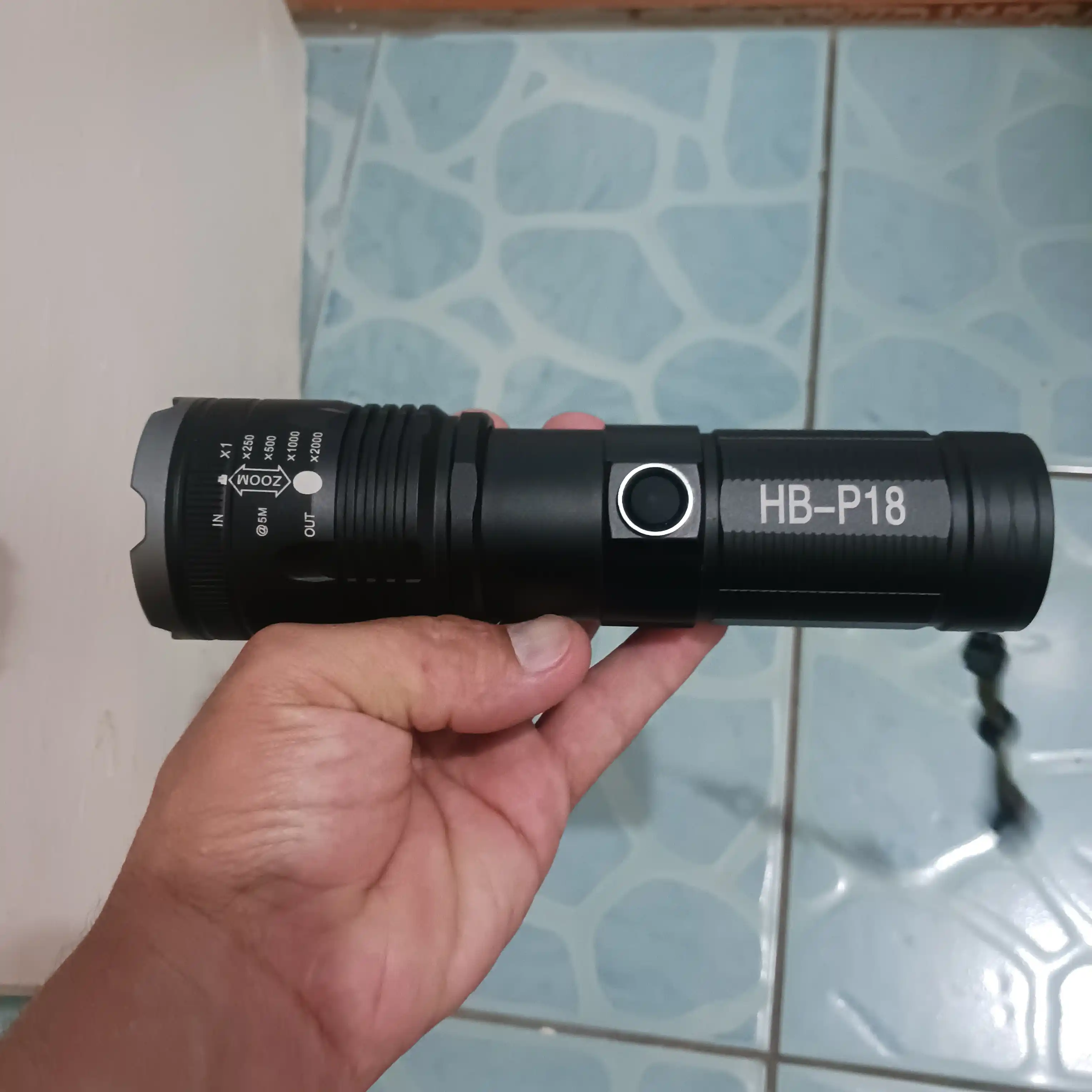 LaserLED Luminos diodli yorqin qo‘l chirog‘i HB-P18